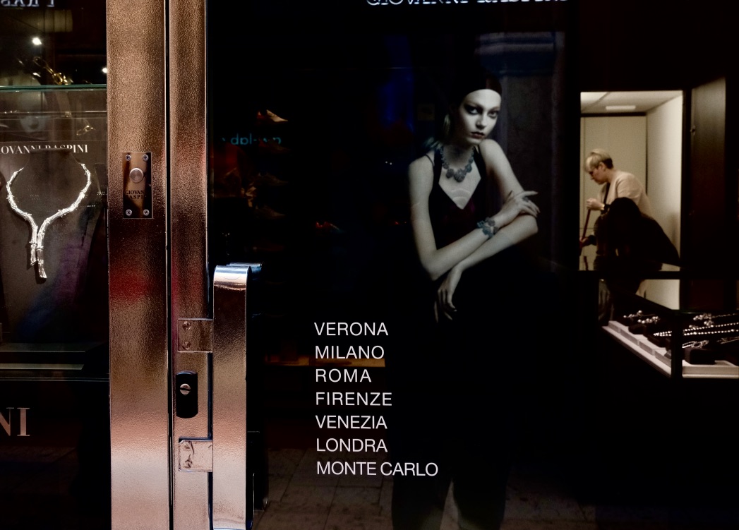 come on, come in and buy