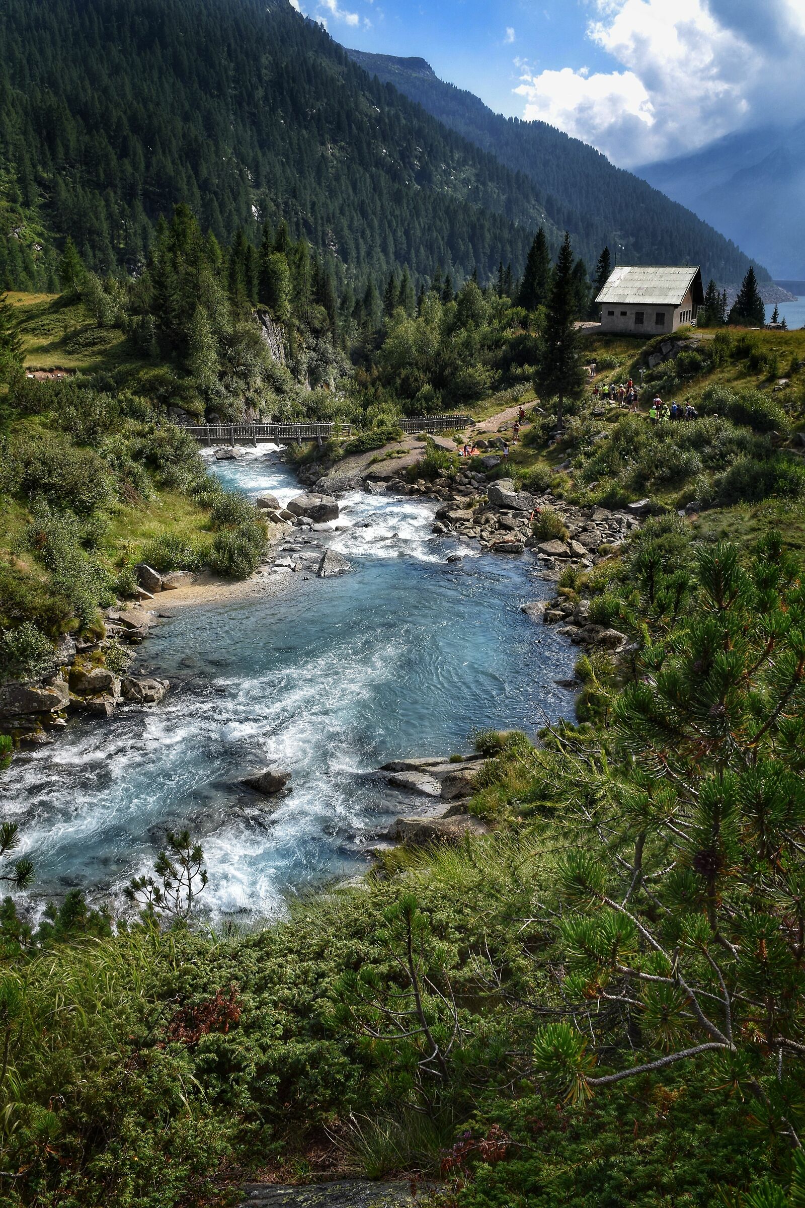 Smoke valley, river churches
