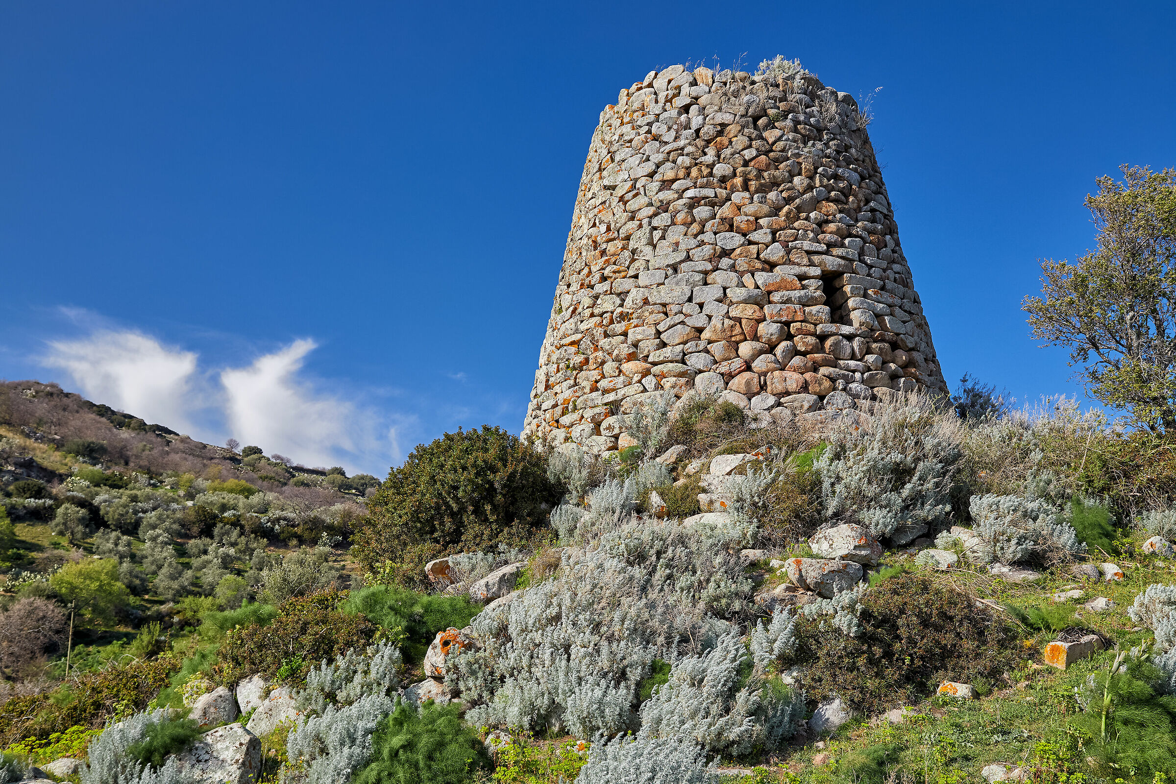 Nuraghe Orolio - Dedicata a Rino Orlandi