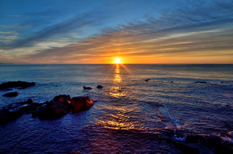 Sunrise in Giardini Naxos d7000 nikkor 16-85 iso 400 f 18
