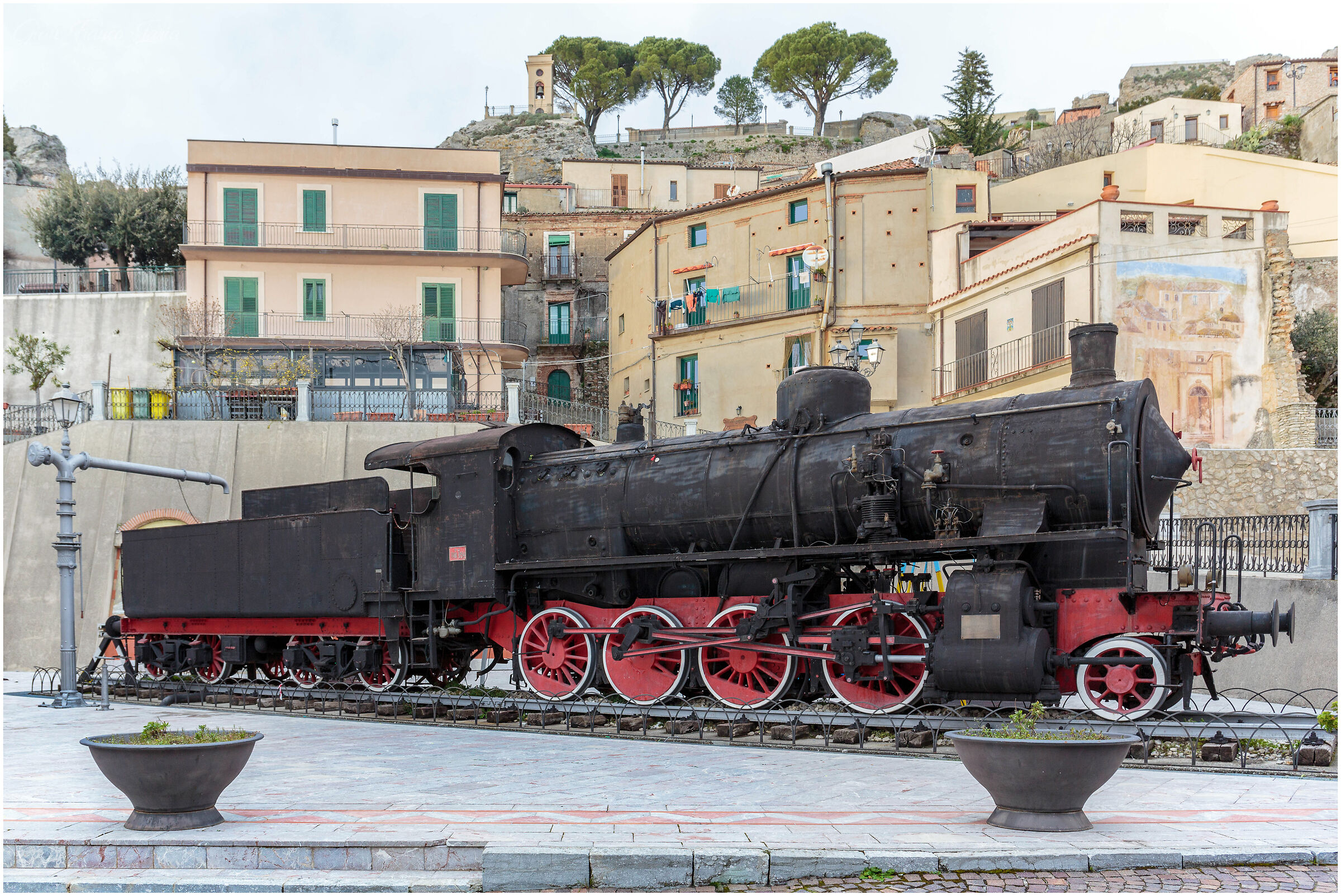 La locomotiva di Bova superiore (r.c)