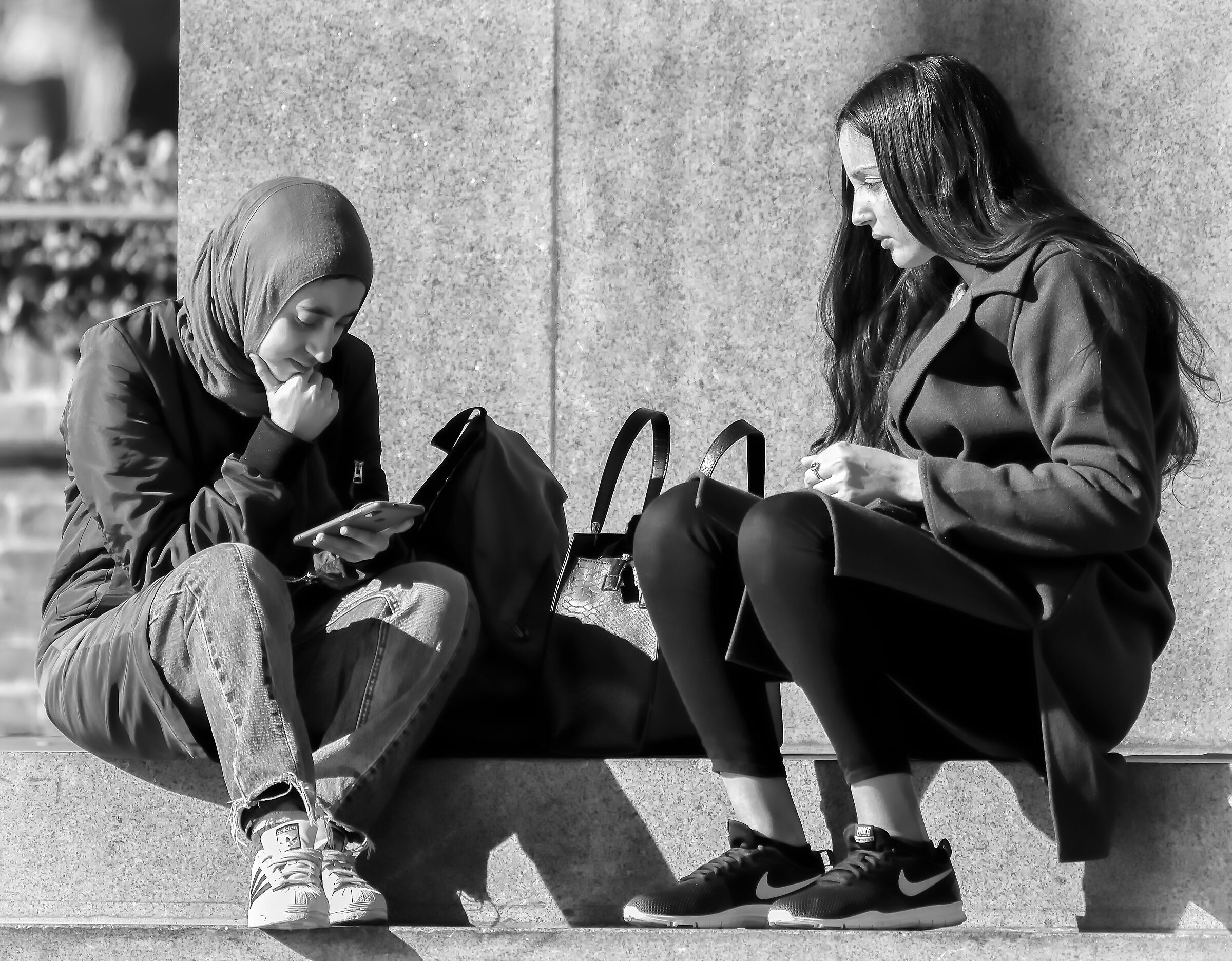 Natural and non-natural headgear