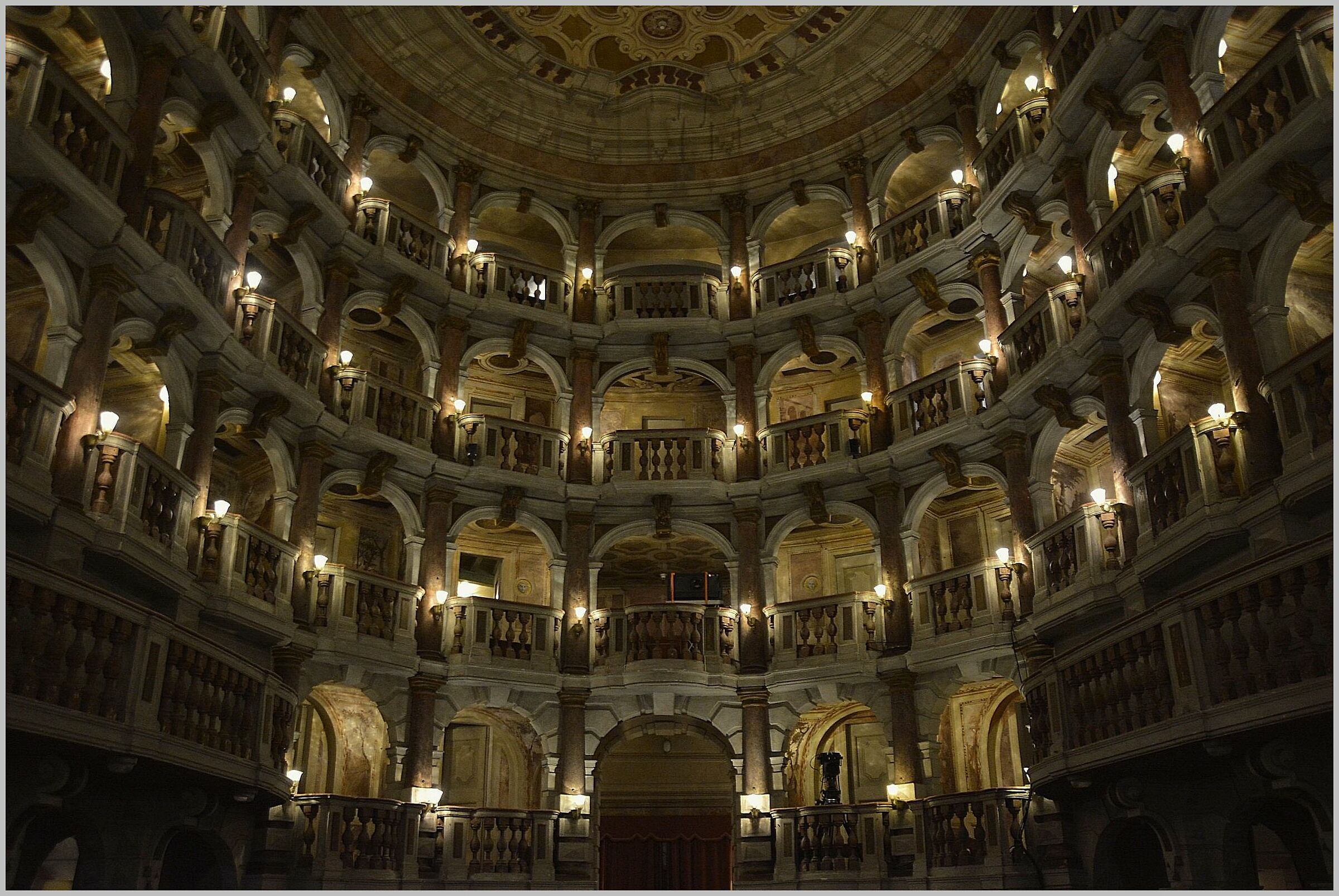 Teatro Bibiena (Teatro Scientifico dell'Accademia)