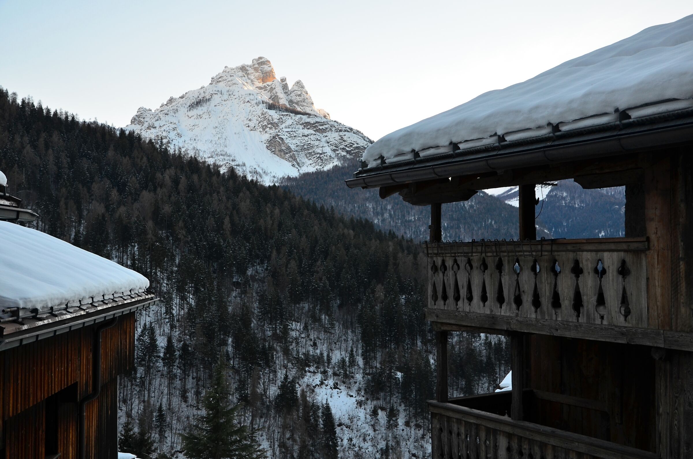 Piccolo rustico autentico paesino tra i monti