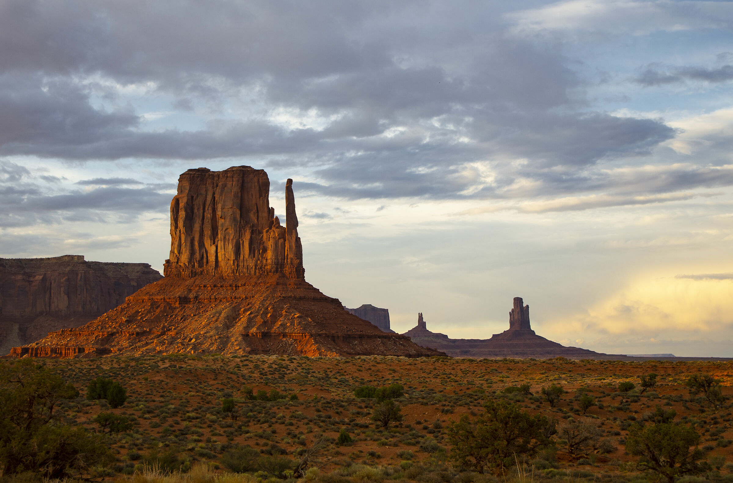 Monument Valley, California