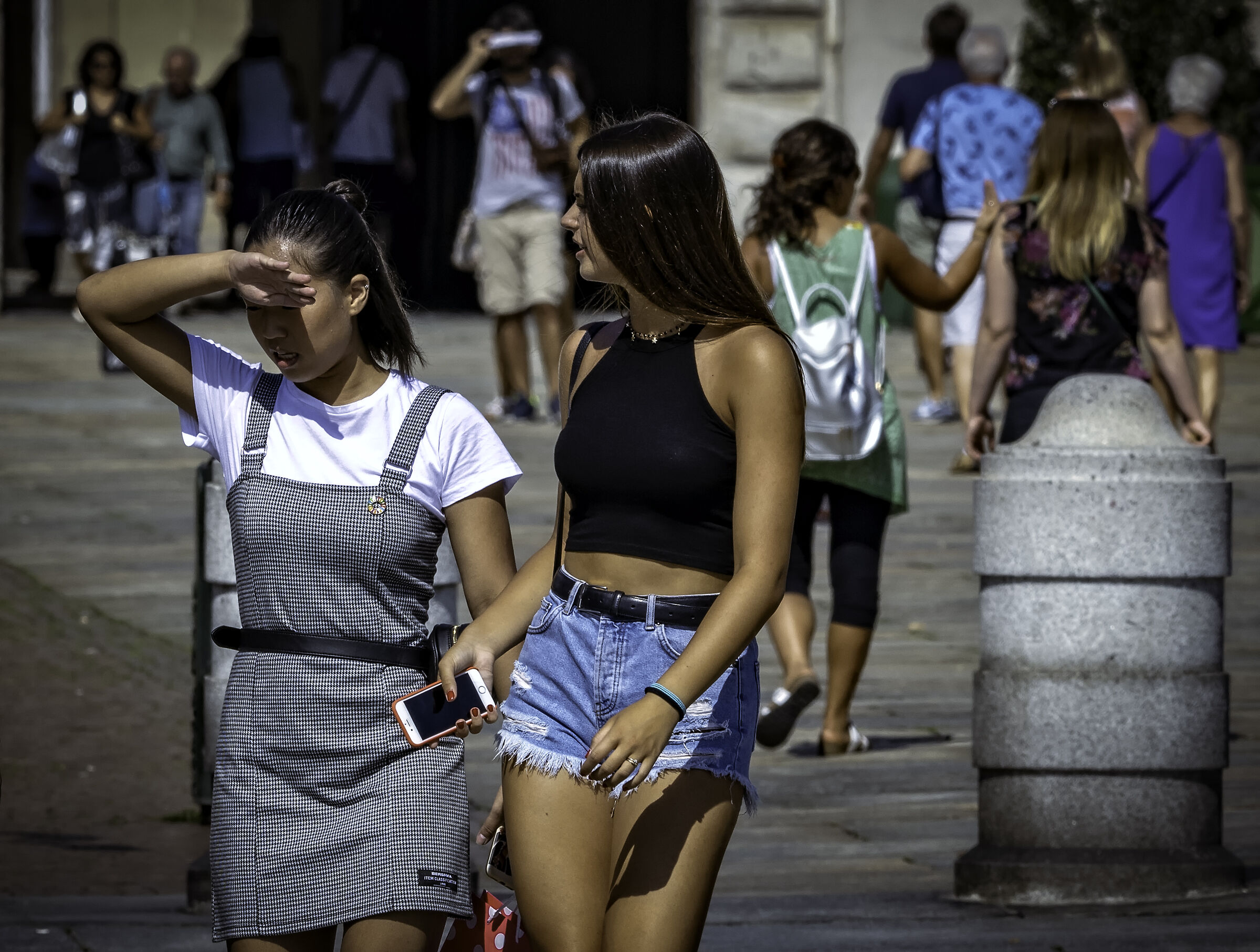 Military greeting, involuntary