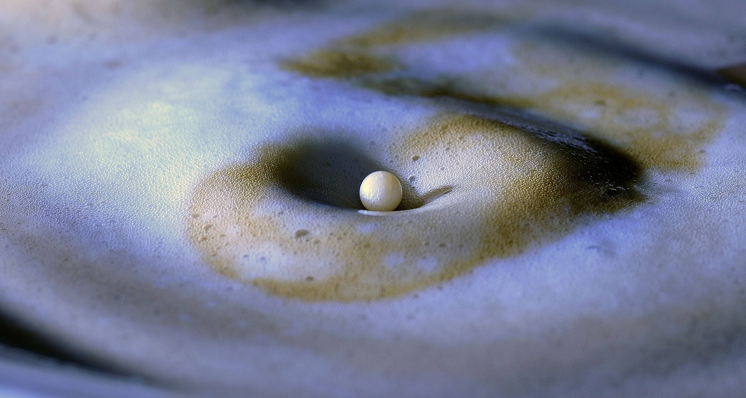 dolce vortice di schiuma