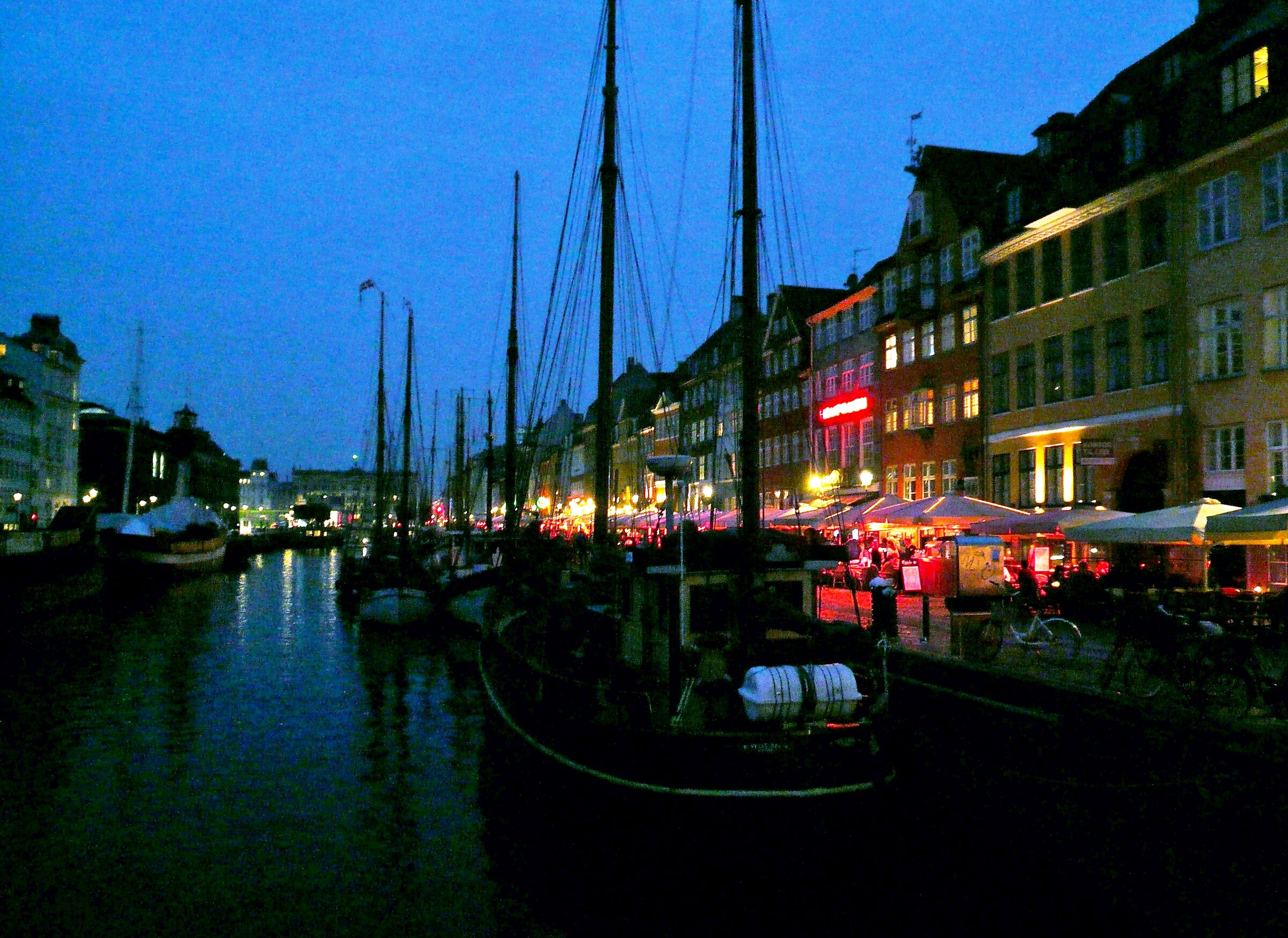 Nyhavn By Night