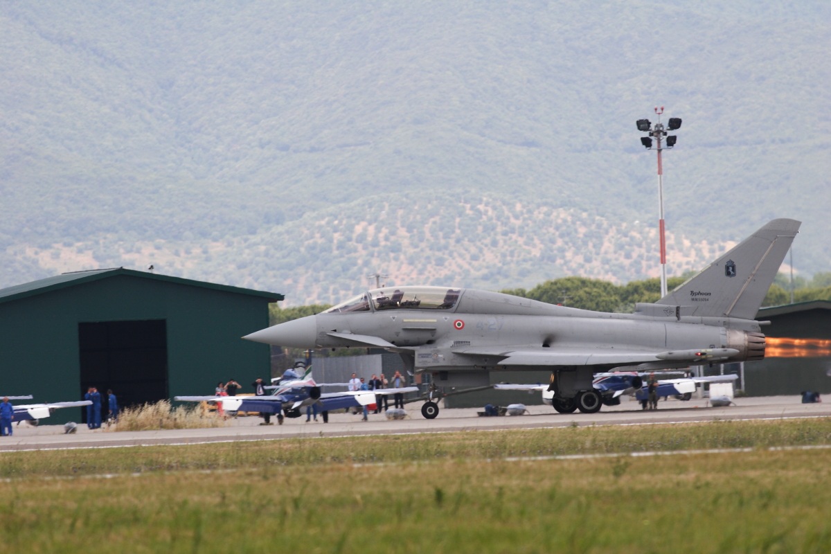 Eurofighter take-off
