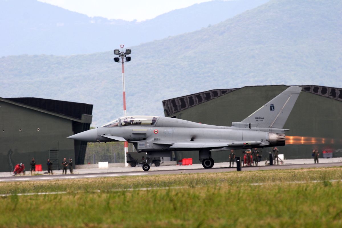 Eurofighter post burners access