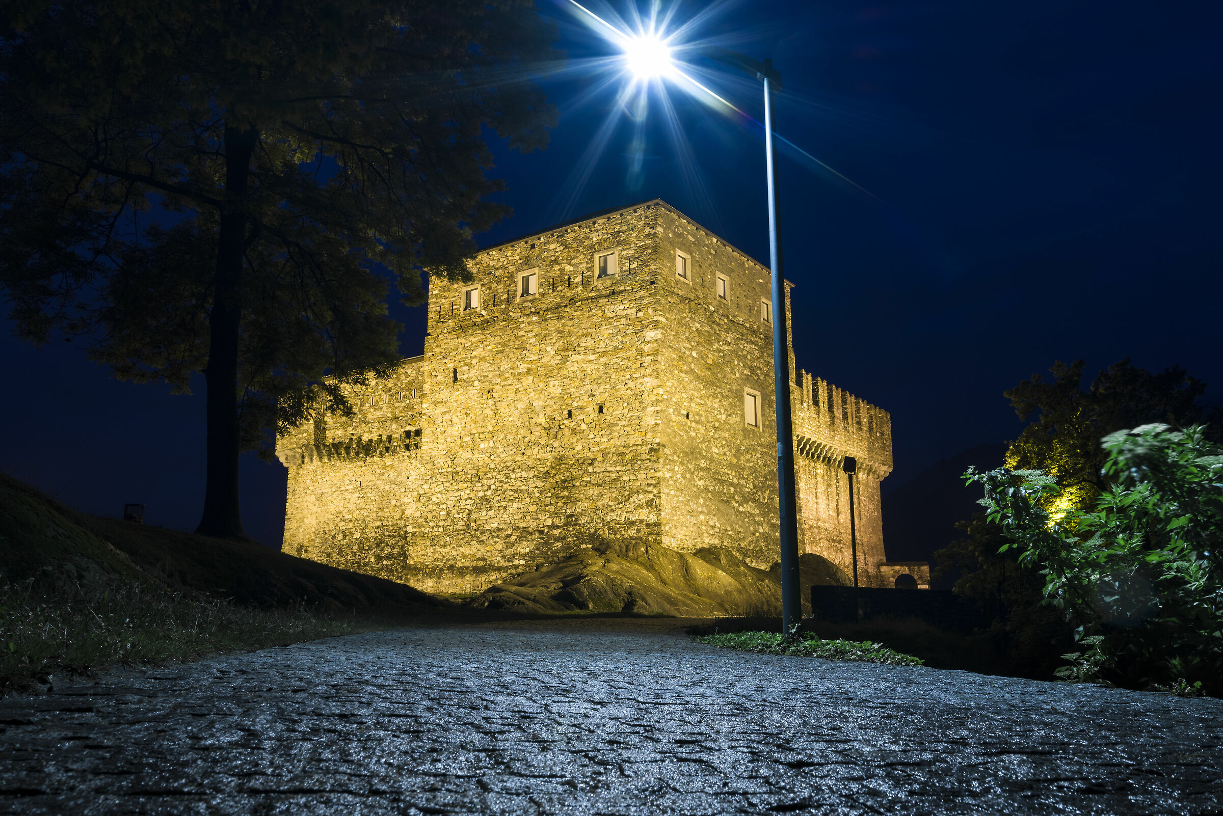 Sasso Corbaro Castle