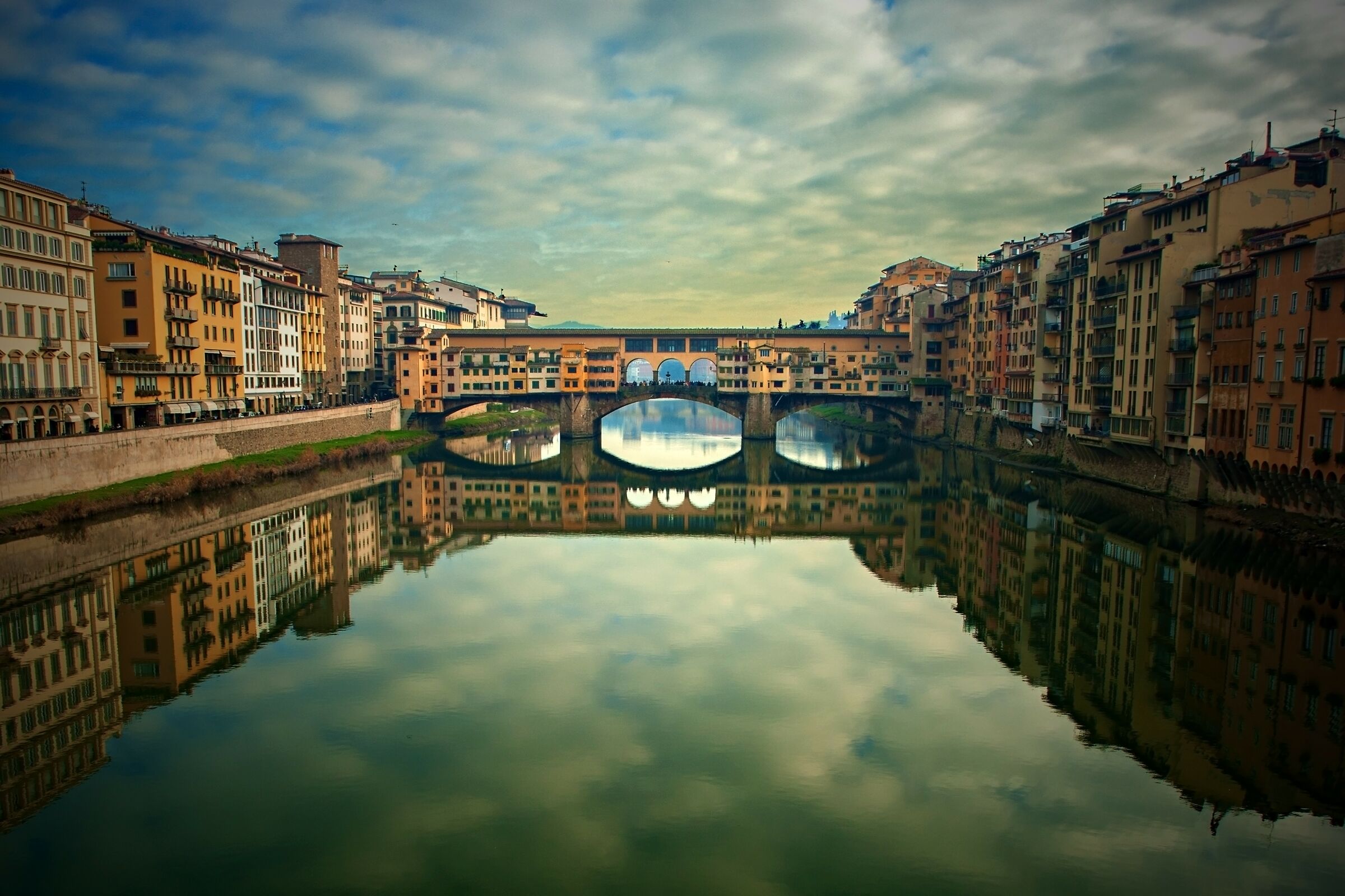 FLORENCE, New Year'