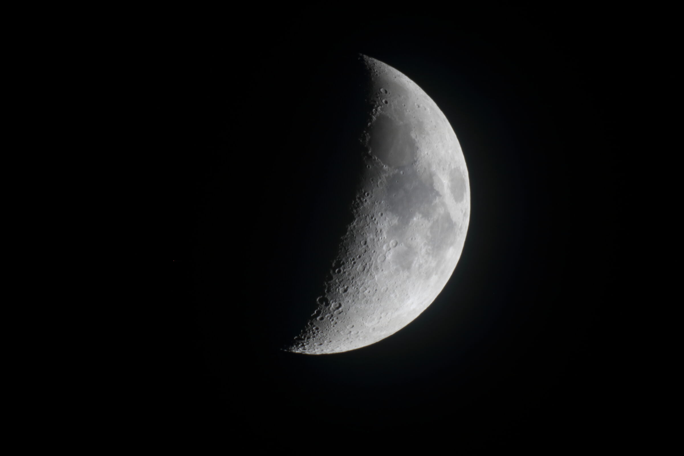 Luna del 29/4/2020, 01
