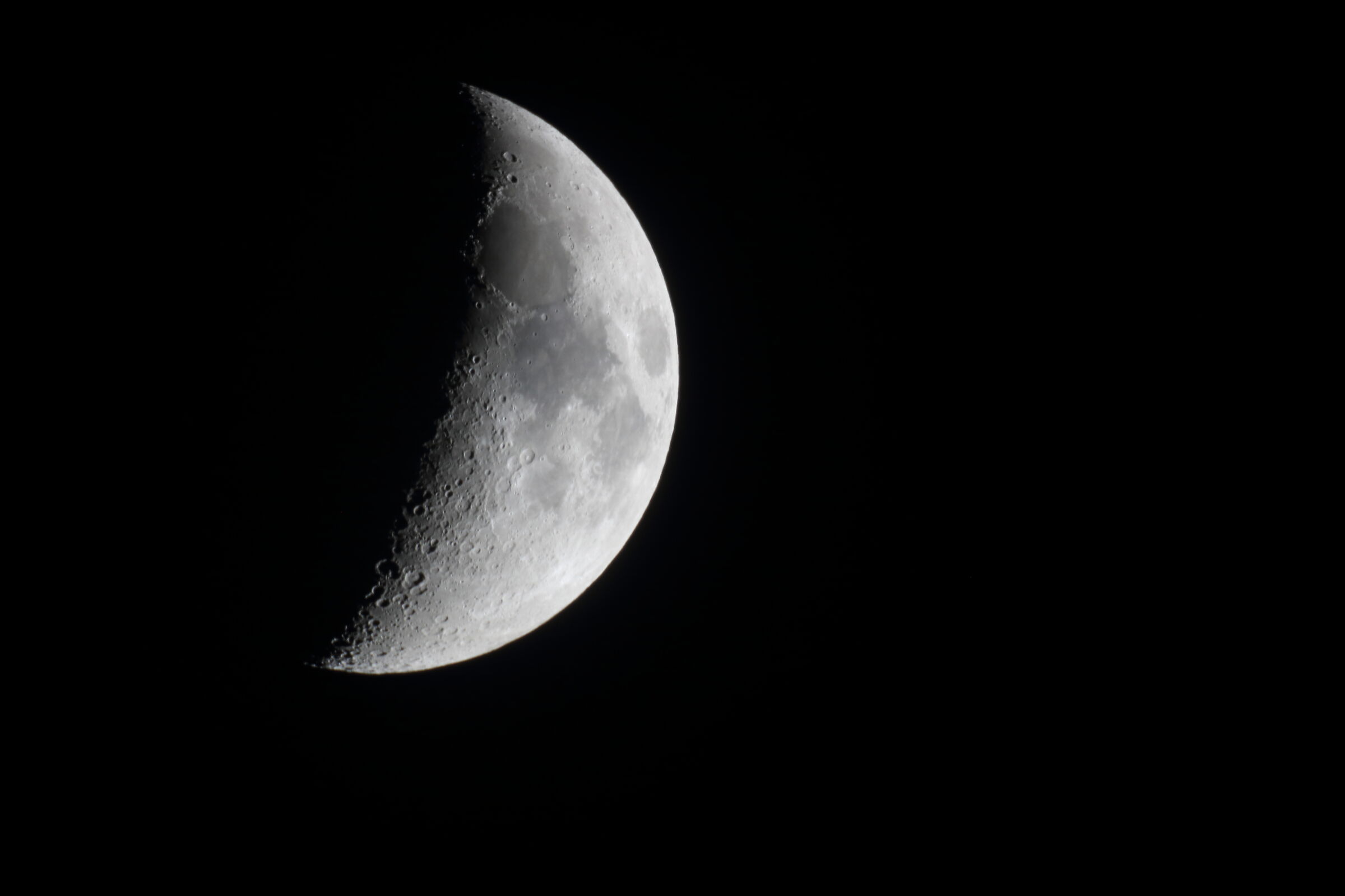 Luna del 29/4/2020, 02