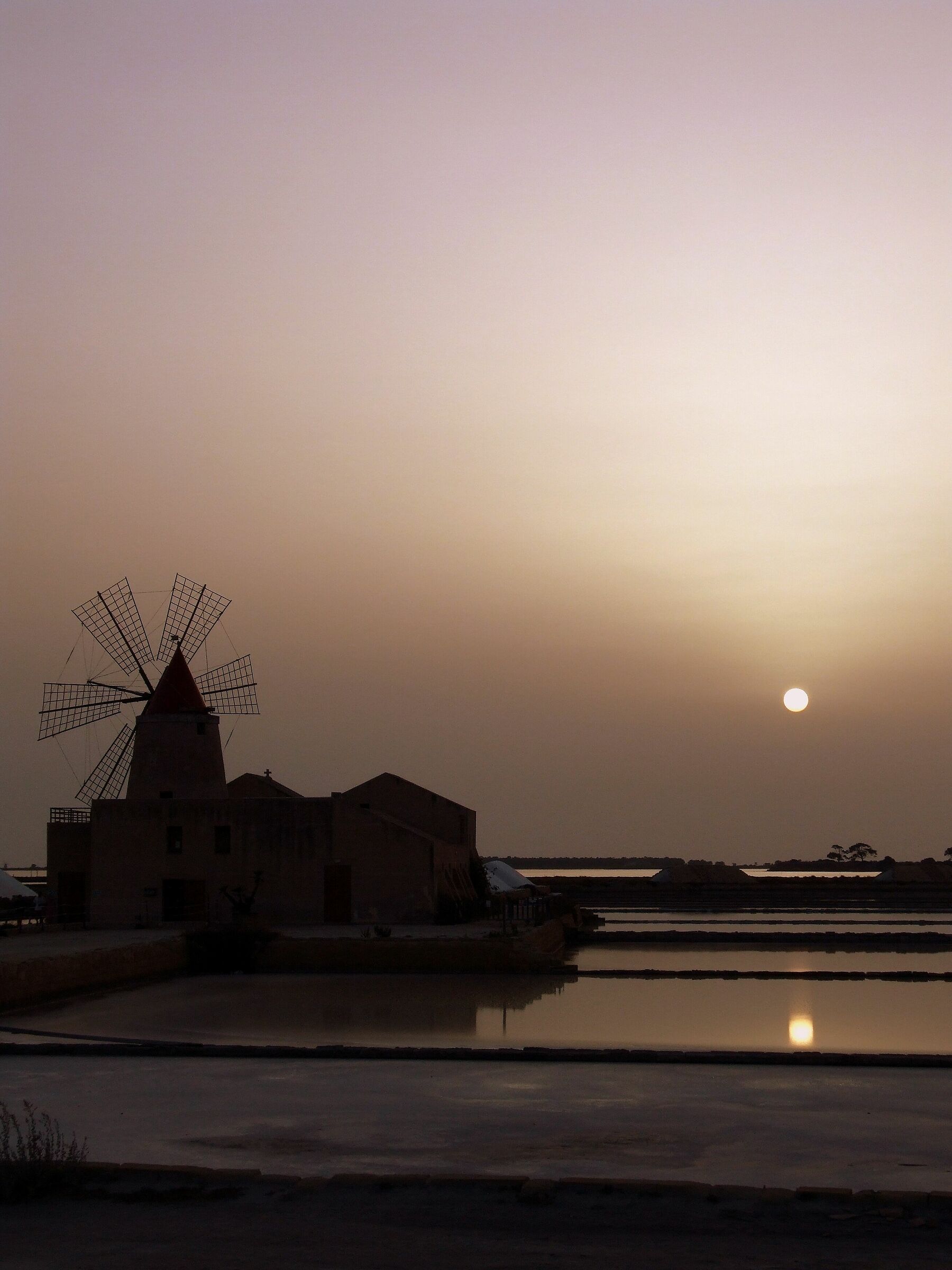 Salina al tramonto