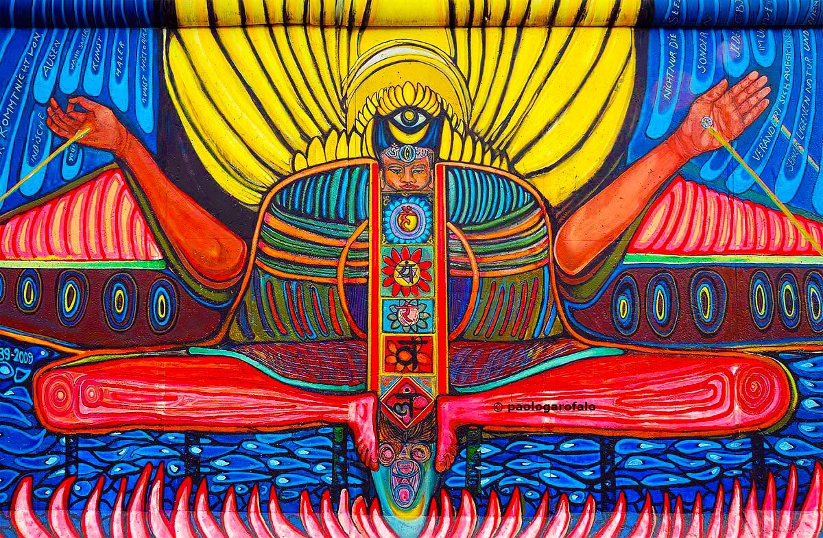 Another picture in the wall