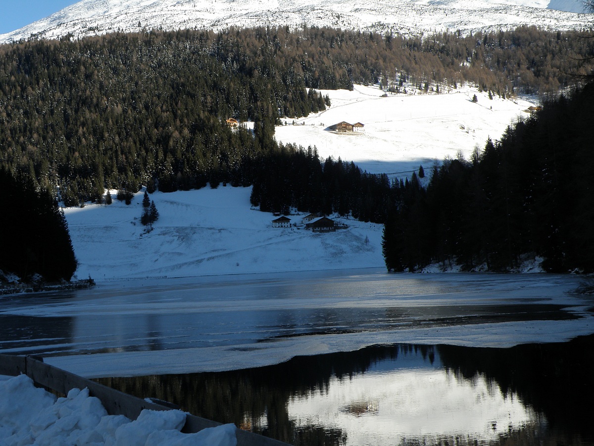 lago e neve