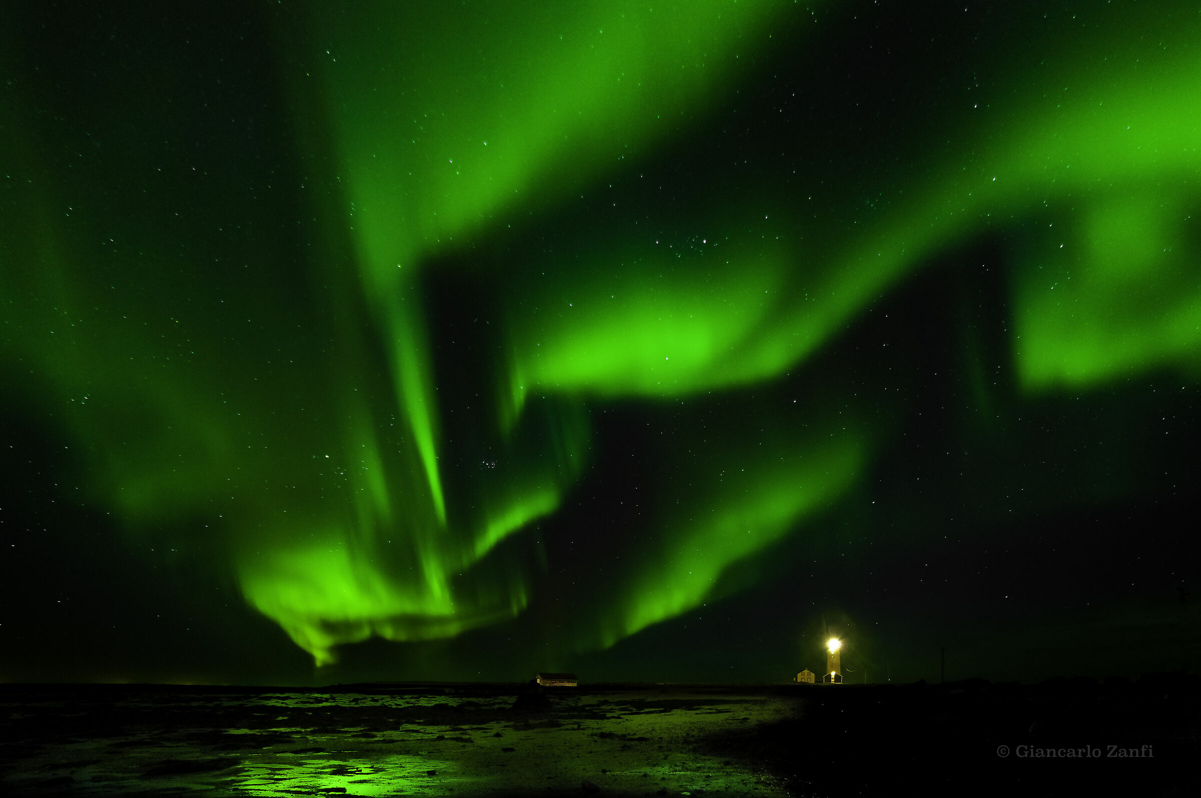 Lighthouse at the port of Reykjavik (Grotta Seltjarnarnes)