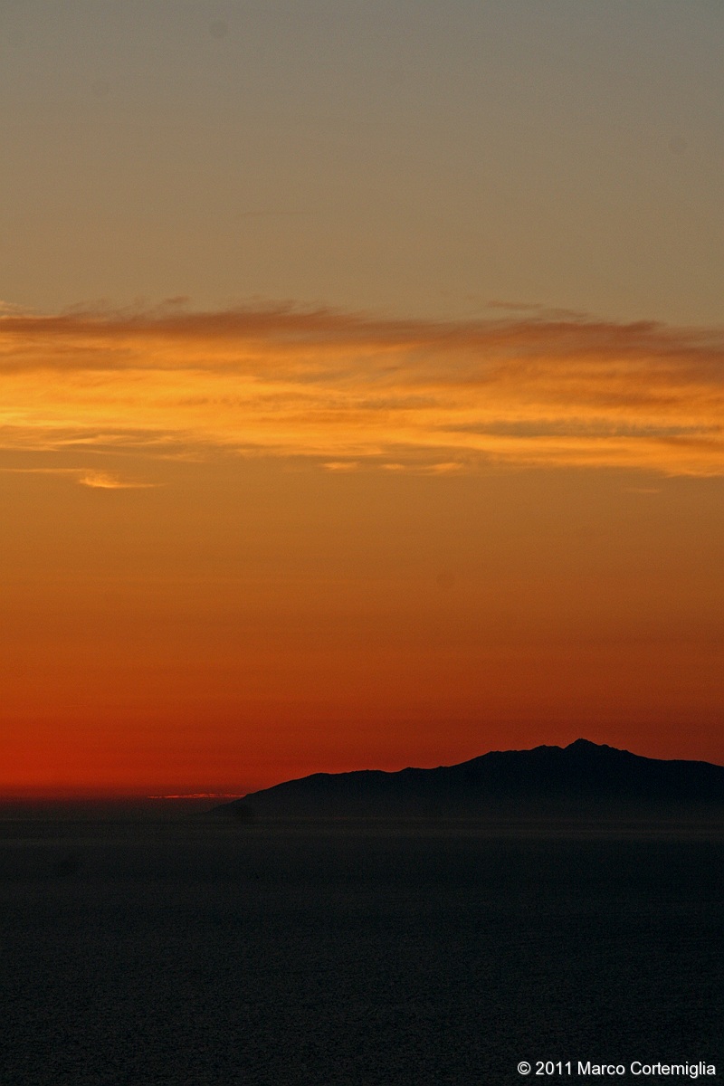 Gradazioni di rosso, Isola del Giglio