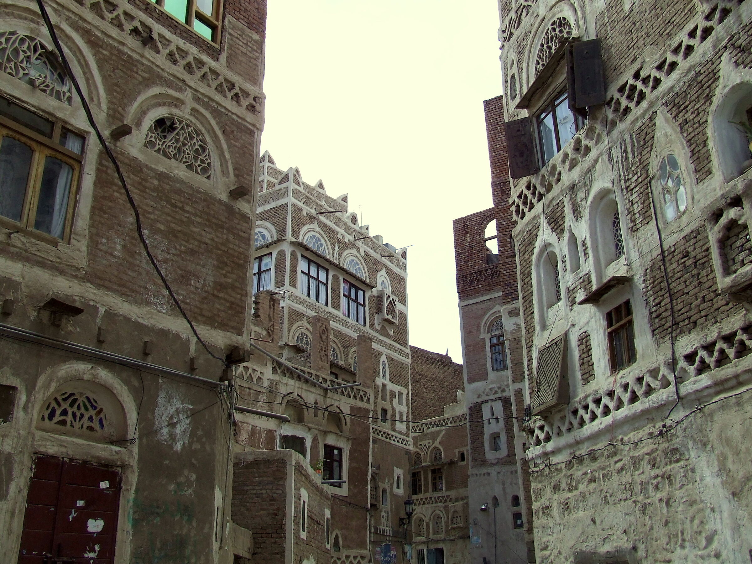 sana'a - palaces