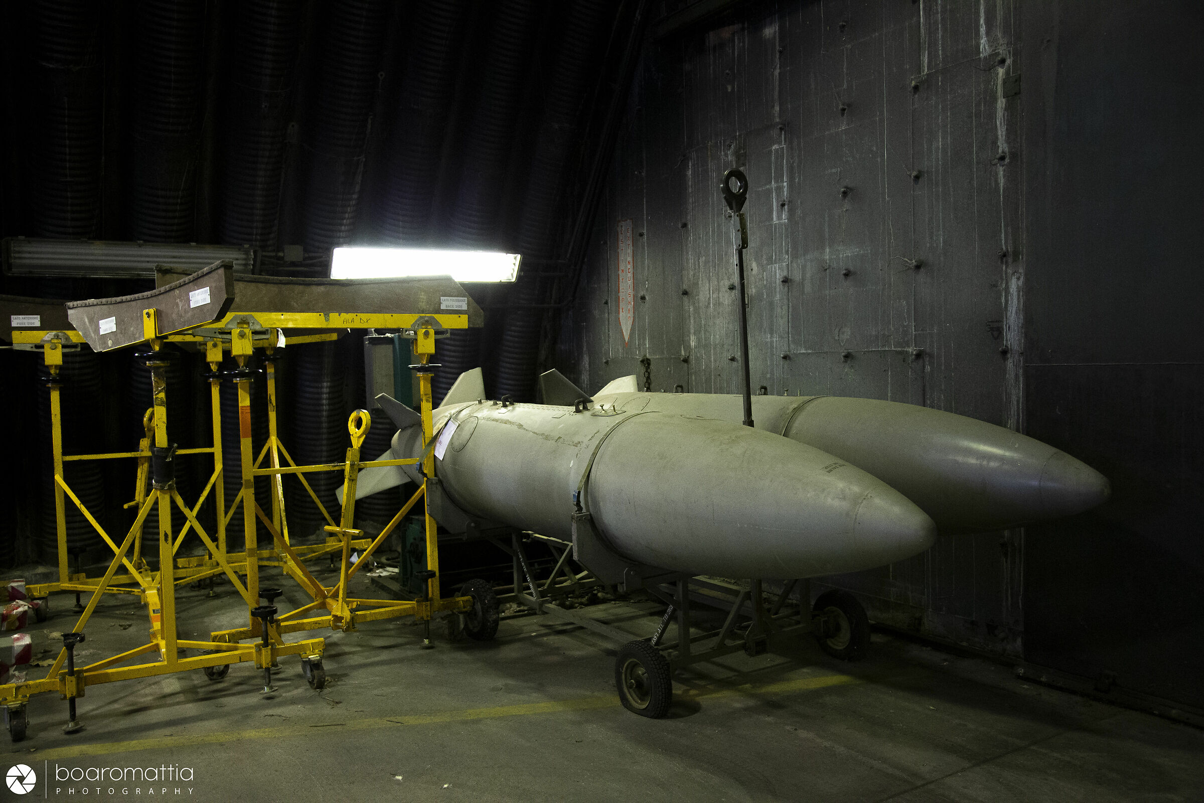 Angolo hangar militare