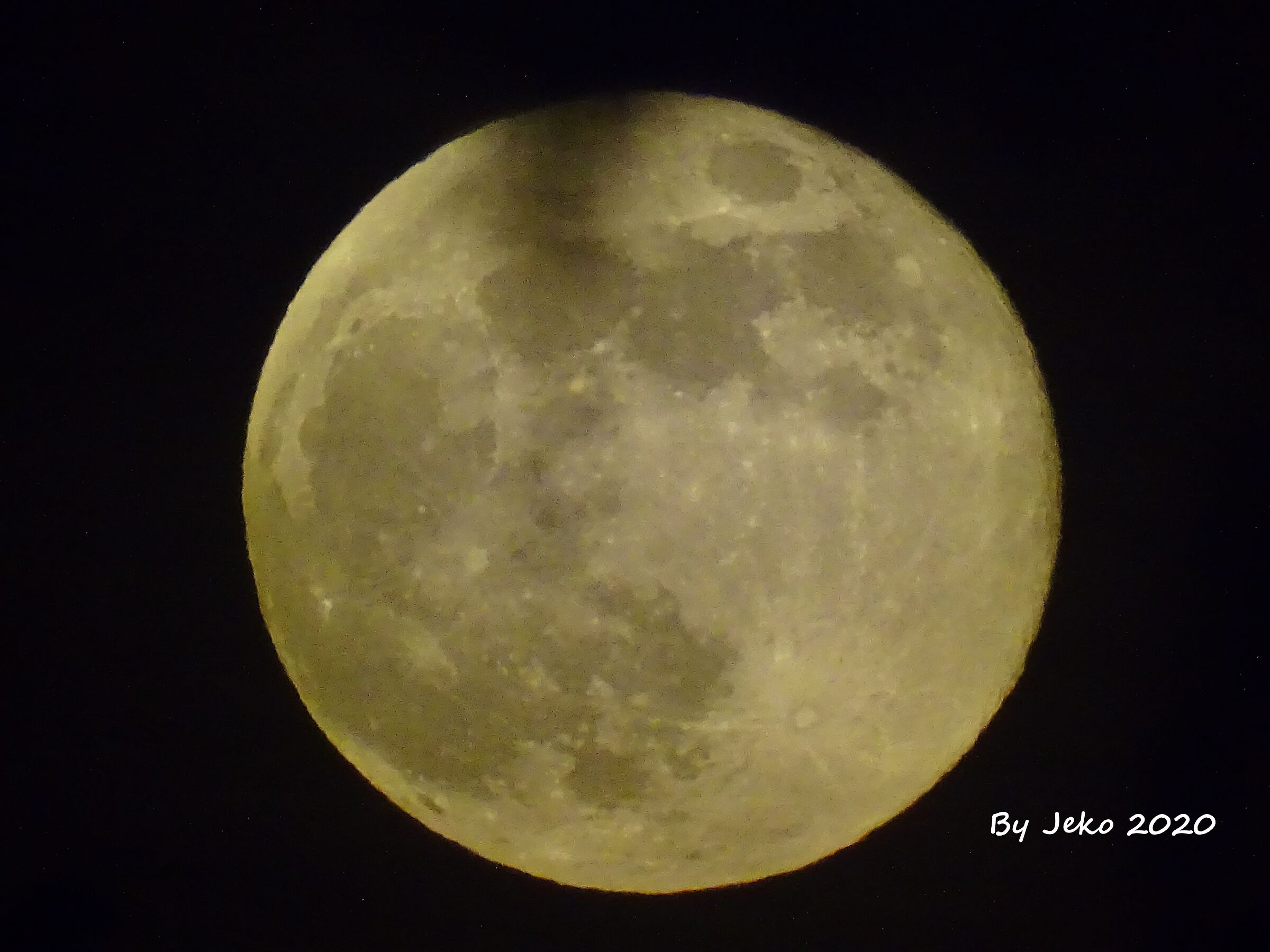 supermoon May 2020 in 40ena..