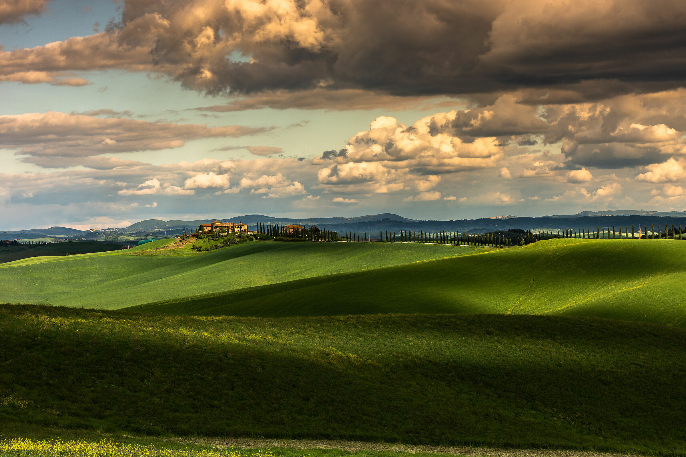 Maggio mese di colori ed ombre