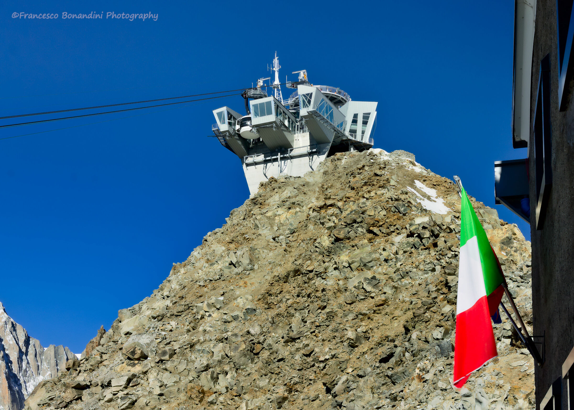 Punta Helbronner railway station