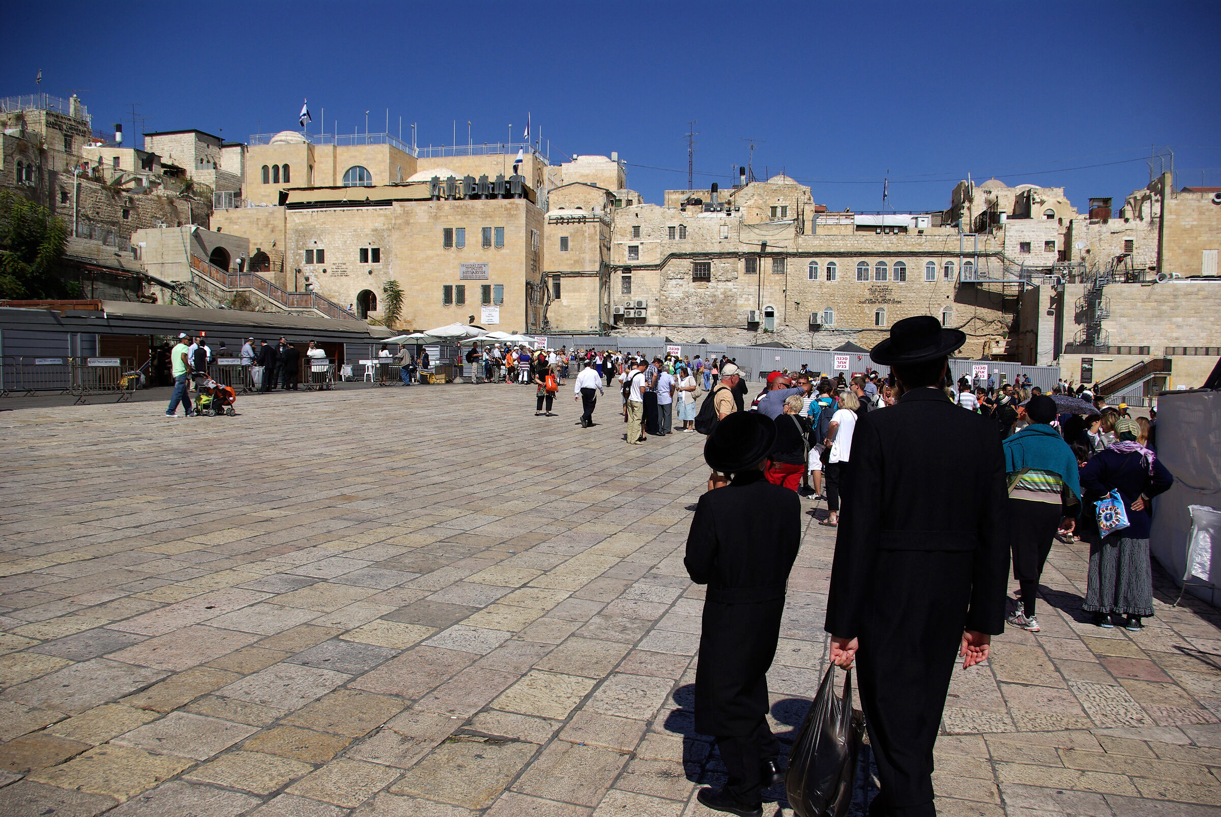 Gerusalemme - Arrivo al Muro del Pianto