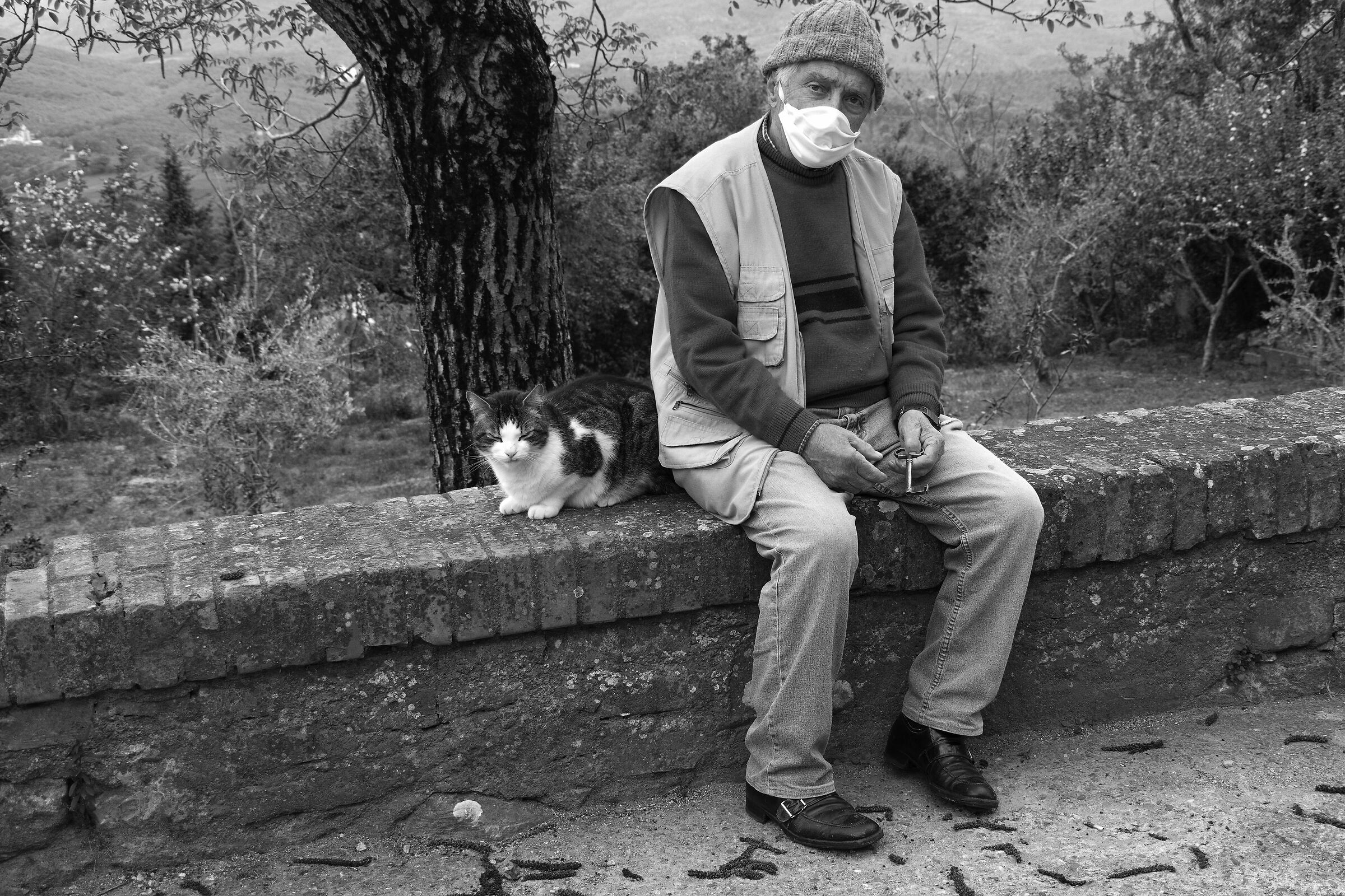 Pietro, l'anziano agricoltore