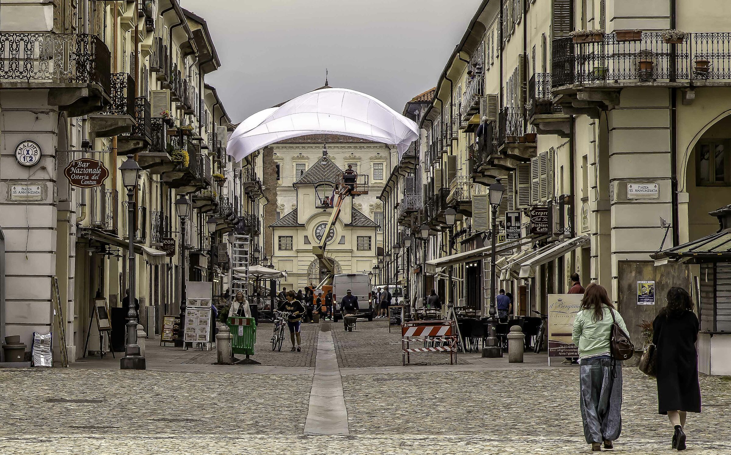 Preparing the film set