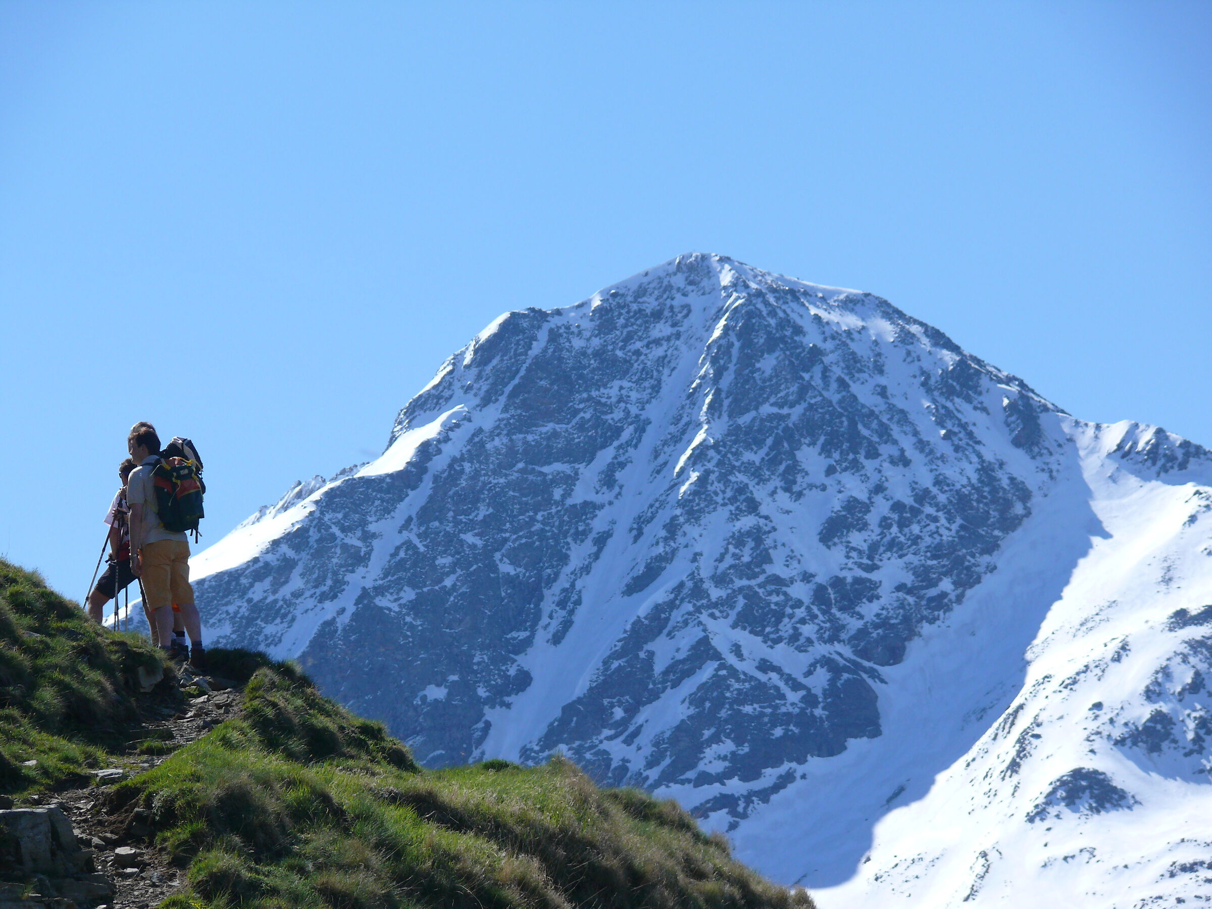 Trekking: Winter and Summer