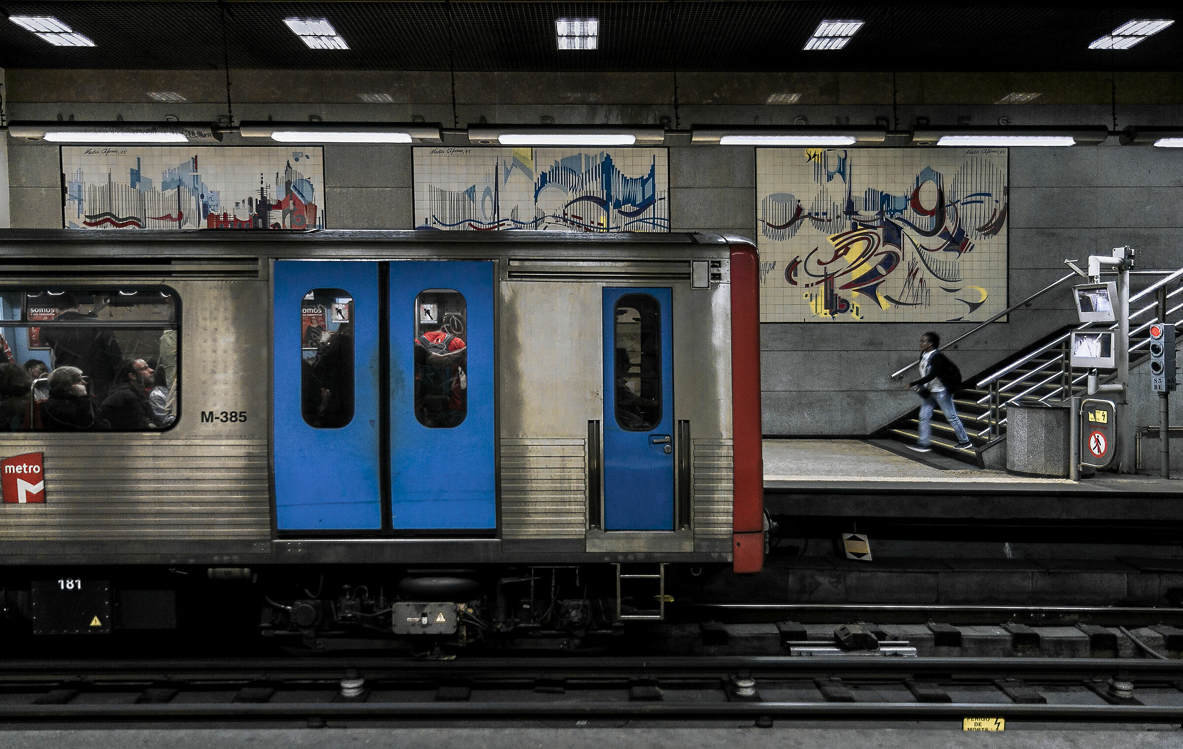 Metro.