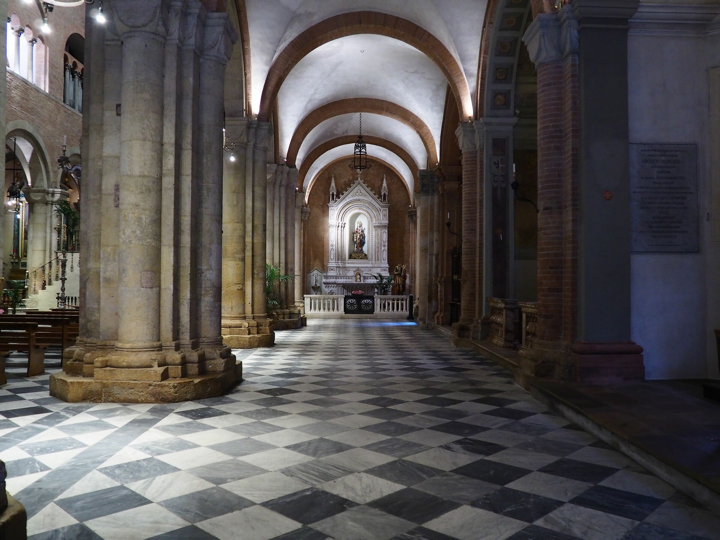In the Cathedral of Fidenza