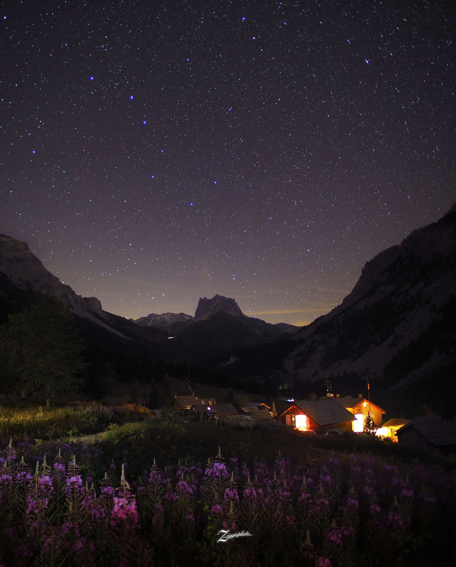 Night magic in the Narrow Valley