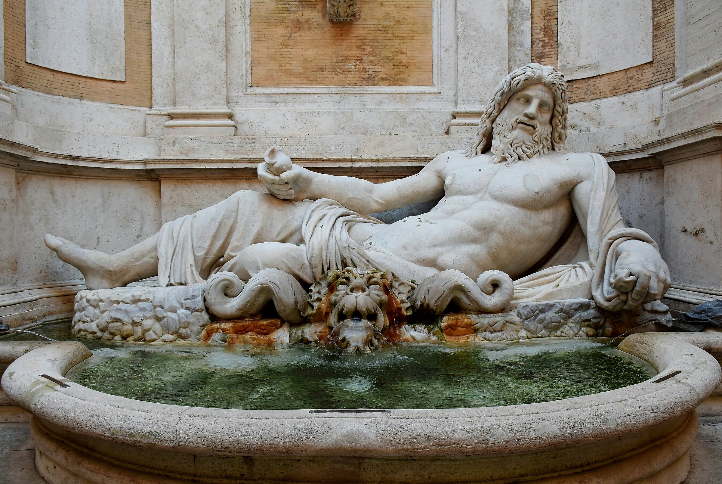 Musei Capitolini - Statua del dio fiume Oceanus