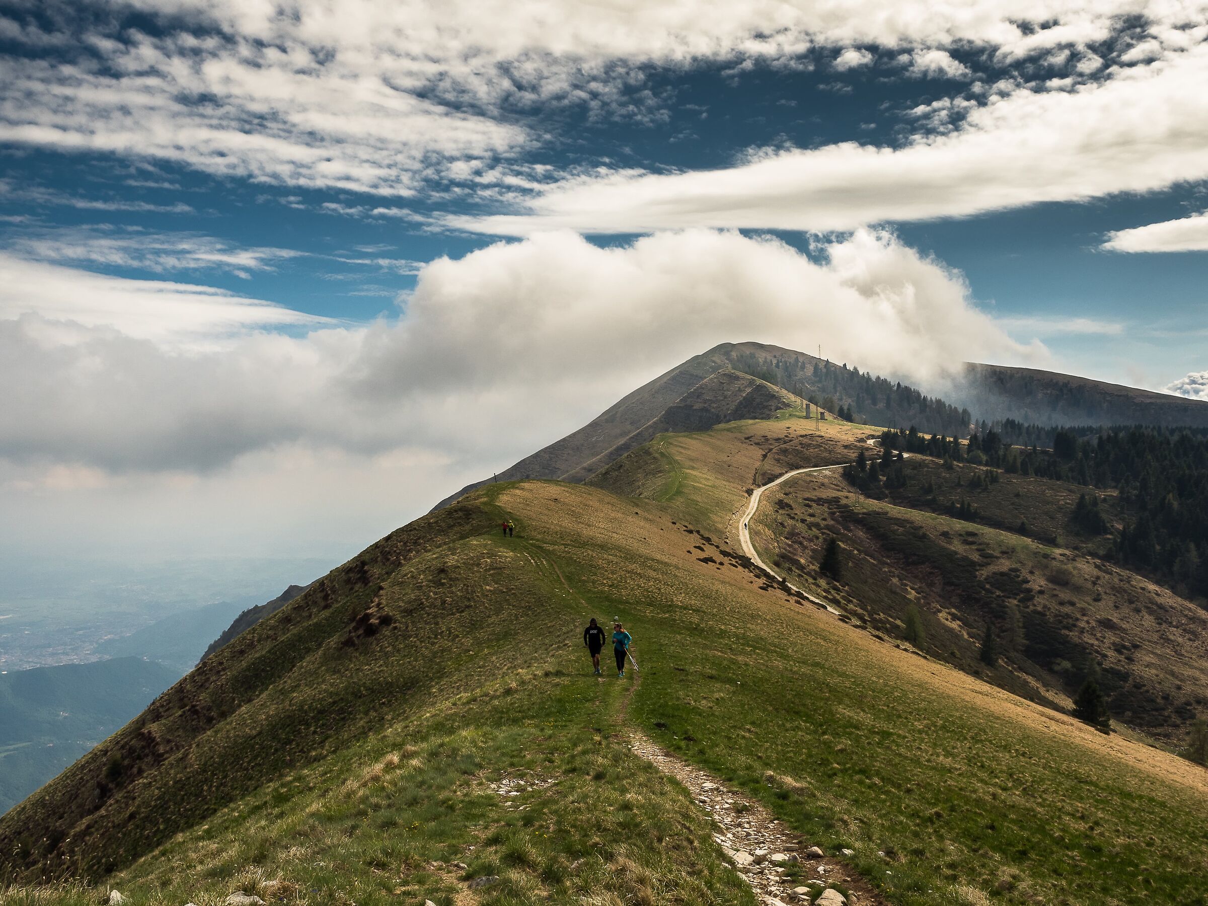 Sentiero in cresta