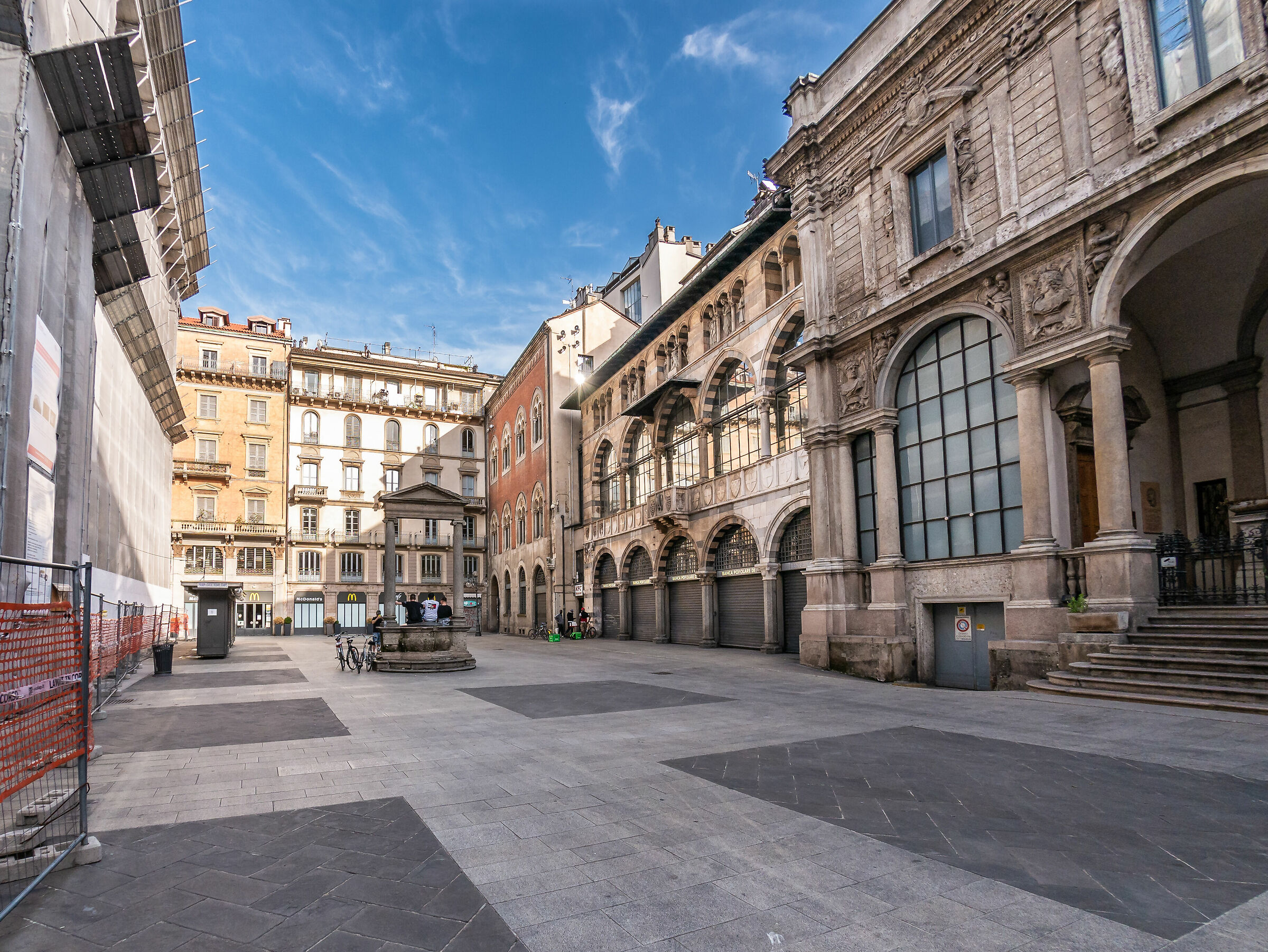 Piazza Mercanti - Milan #fase2