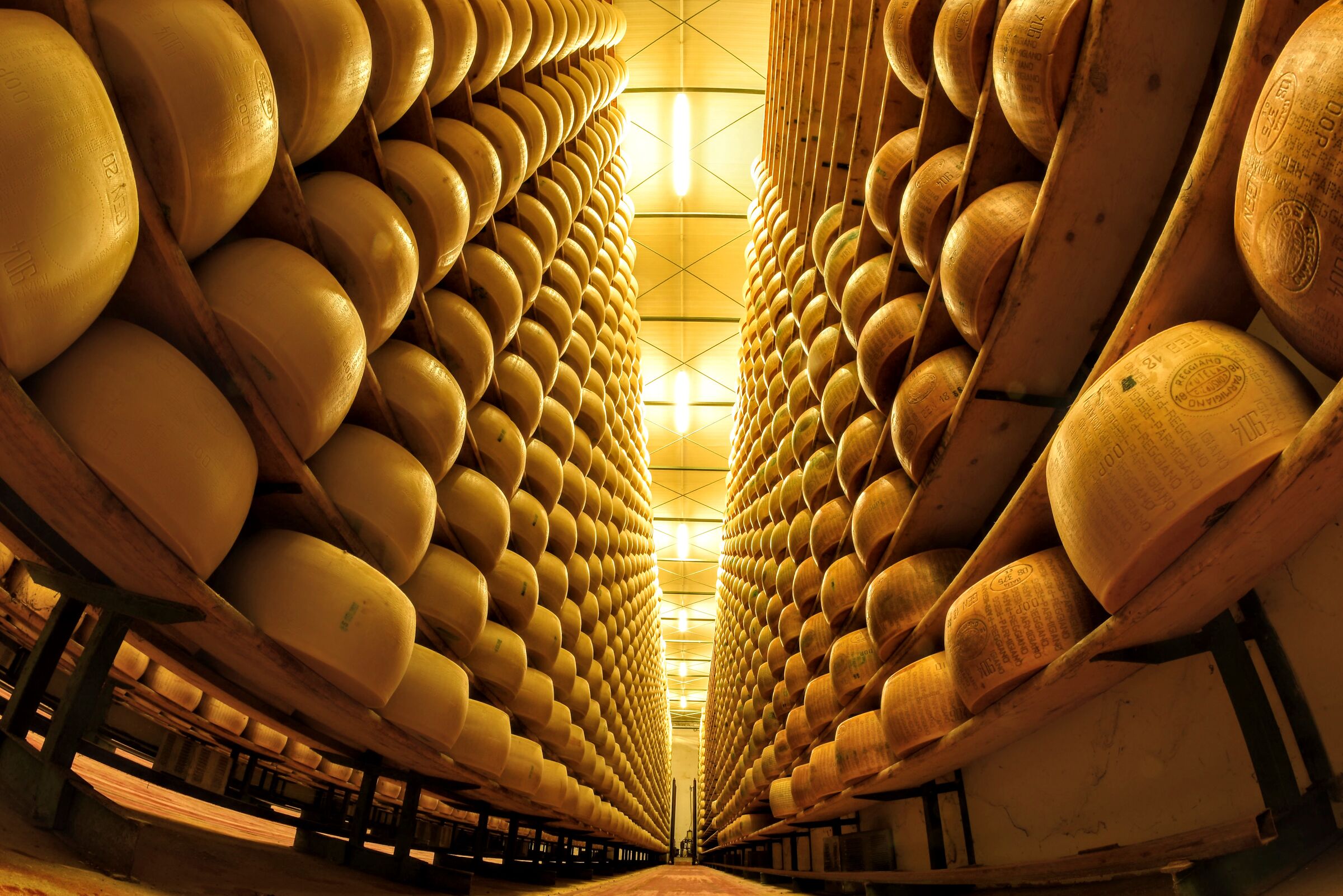 caveau parmigiano reggiano