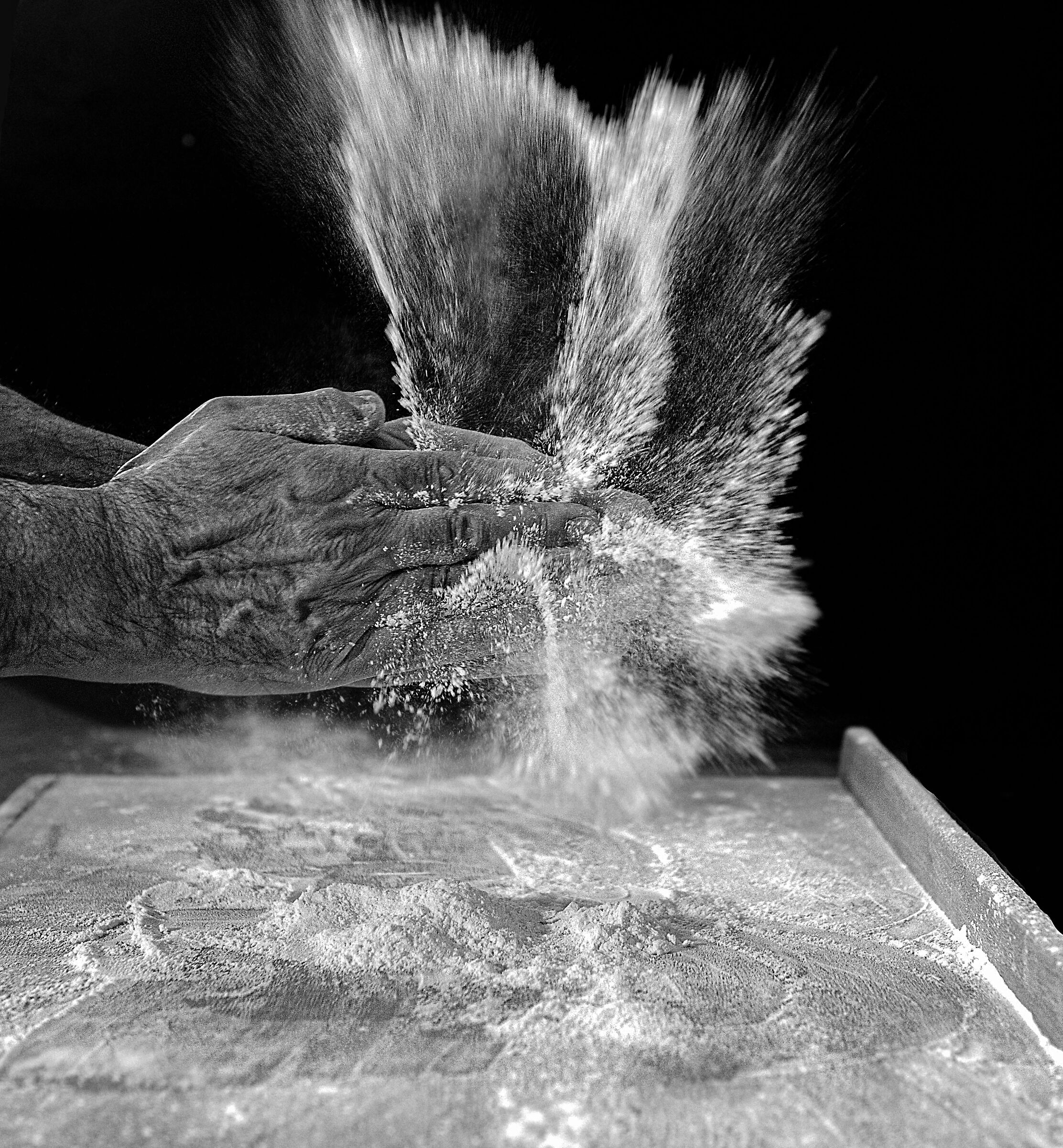 Con le mani...splash di farina