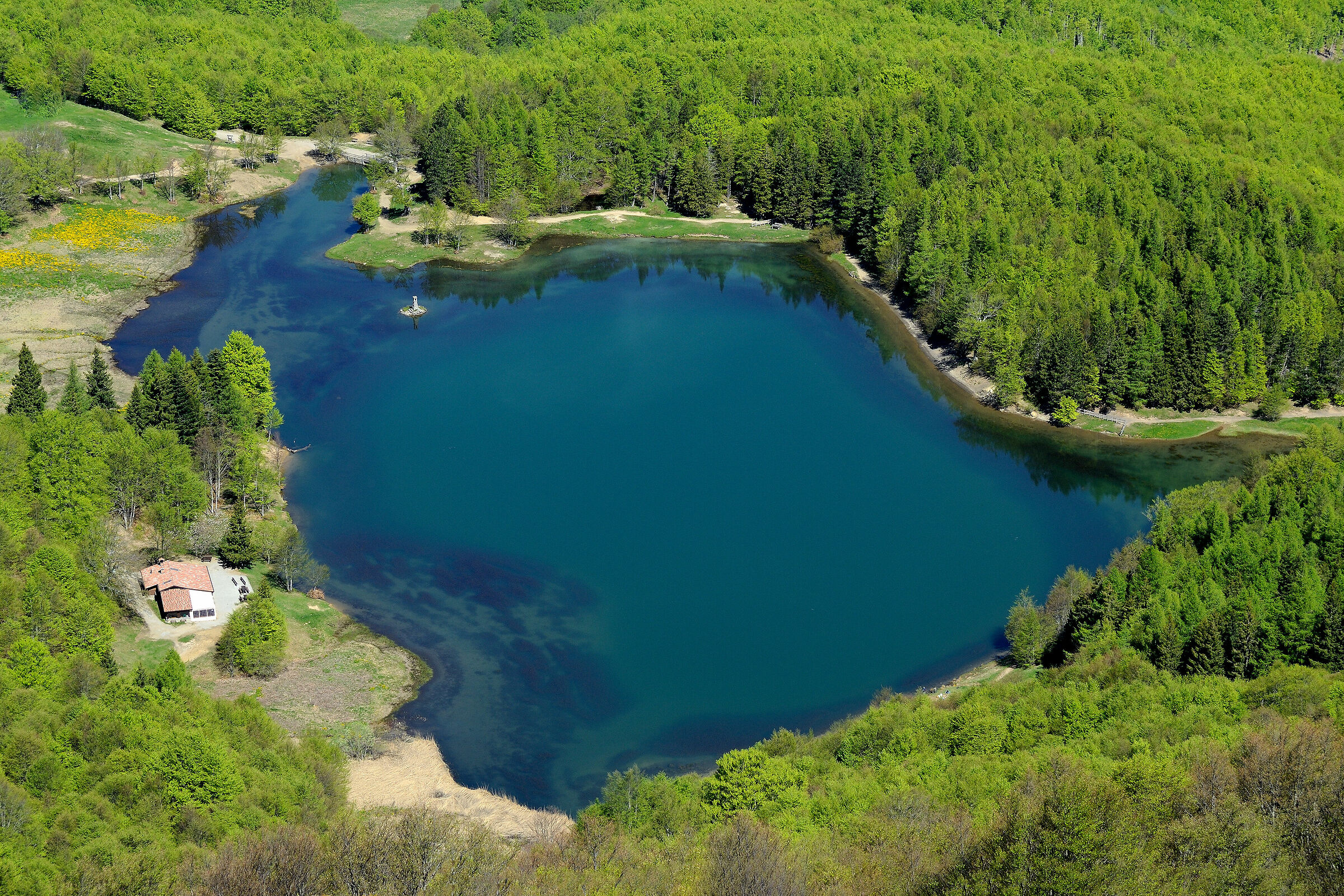 lago Calamone
