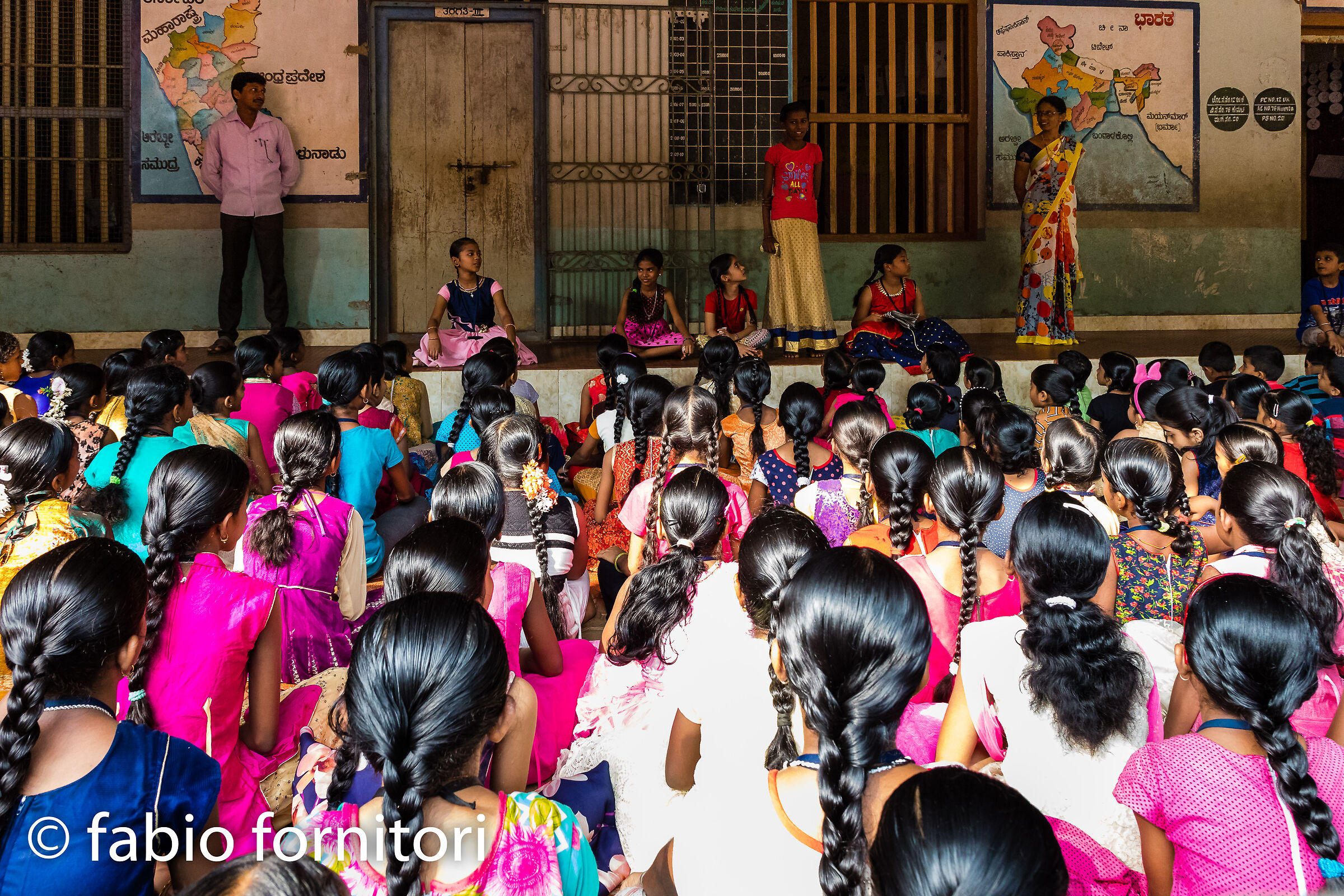 Karnataka , ...a scuola , India 2019