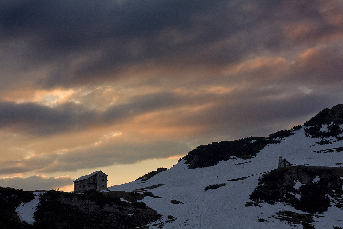 Rifugio Scalorbi e Chiesetta degli Alpini