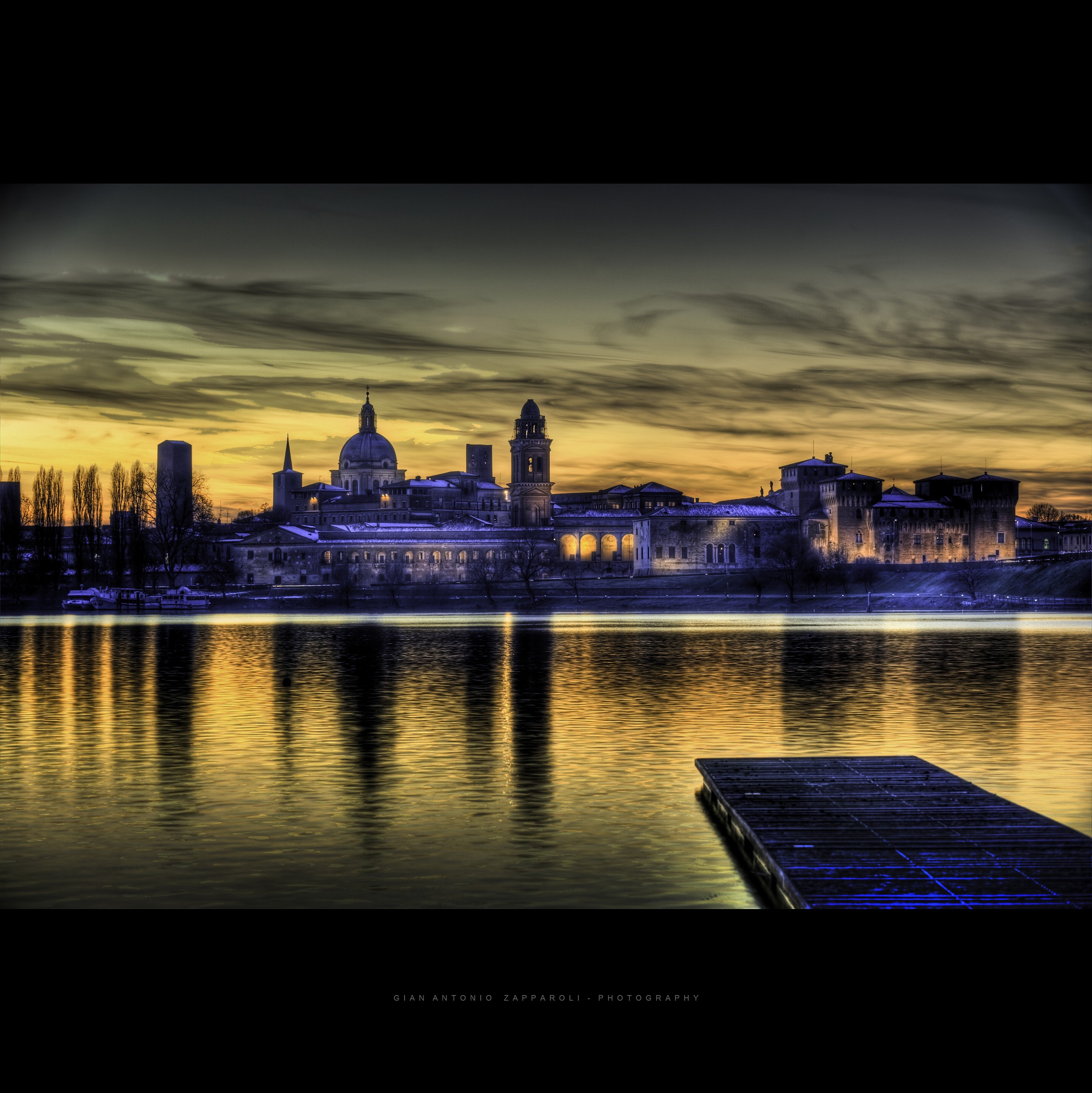 Mantova vista dal Lago Inferiore