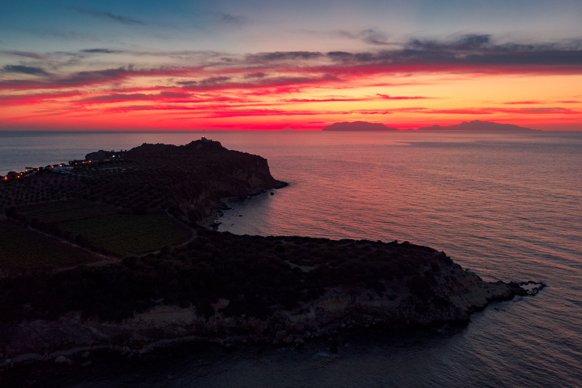 Fuoco e Fiamme nel cielo