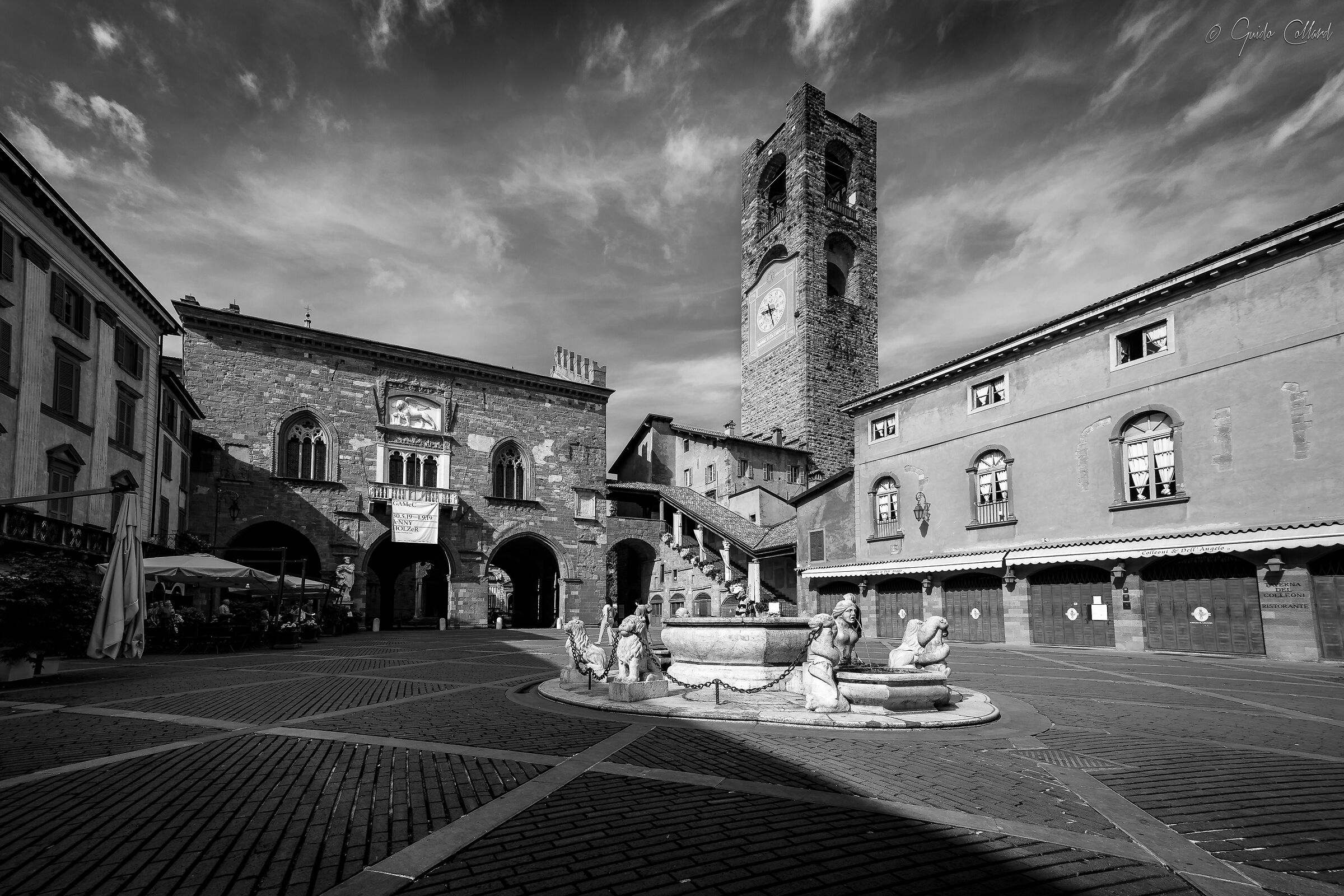 Old Square - Bergamo