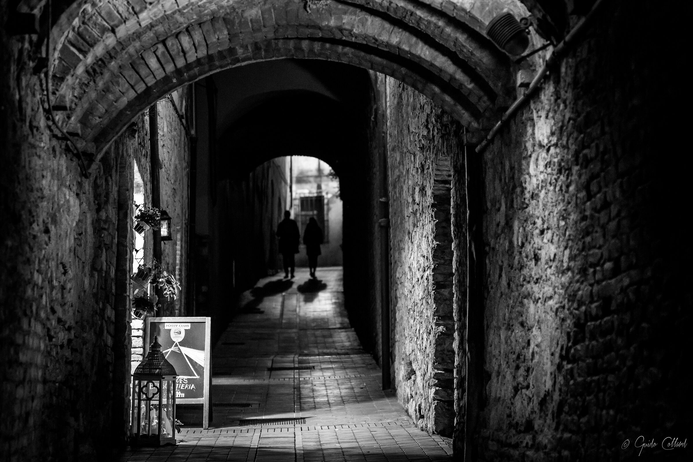 Alley in San Gimignano