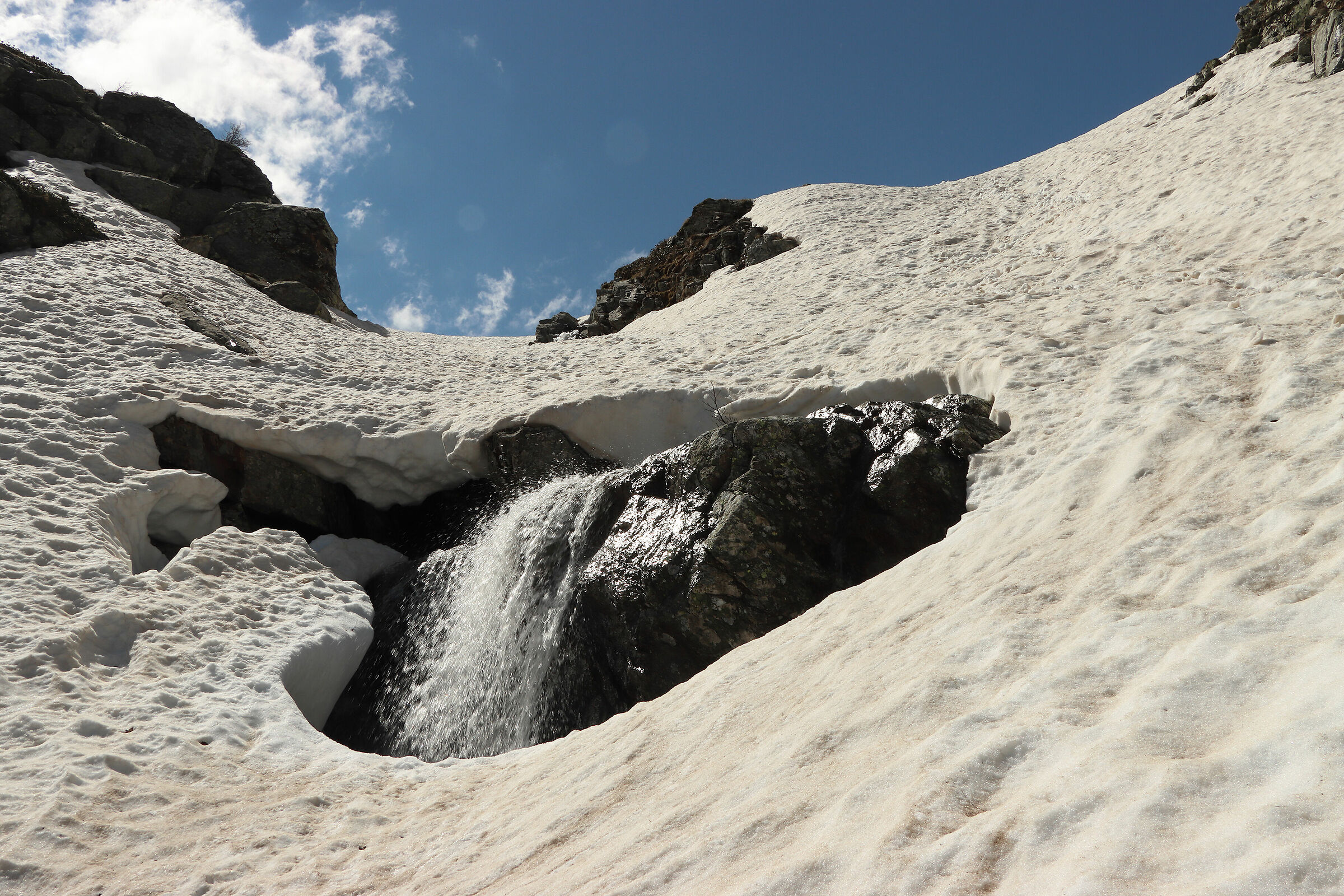salendo al laghetto Cabianca