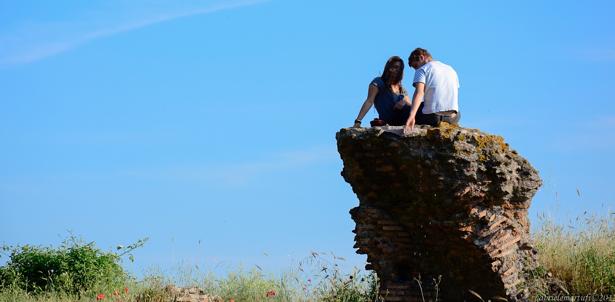 Modern love in ancient place