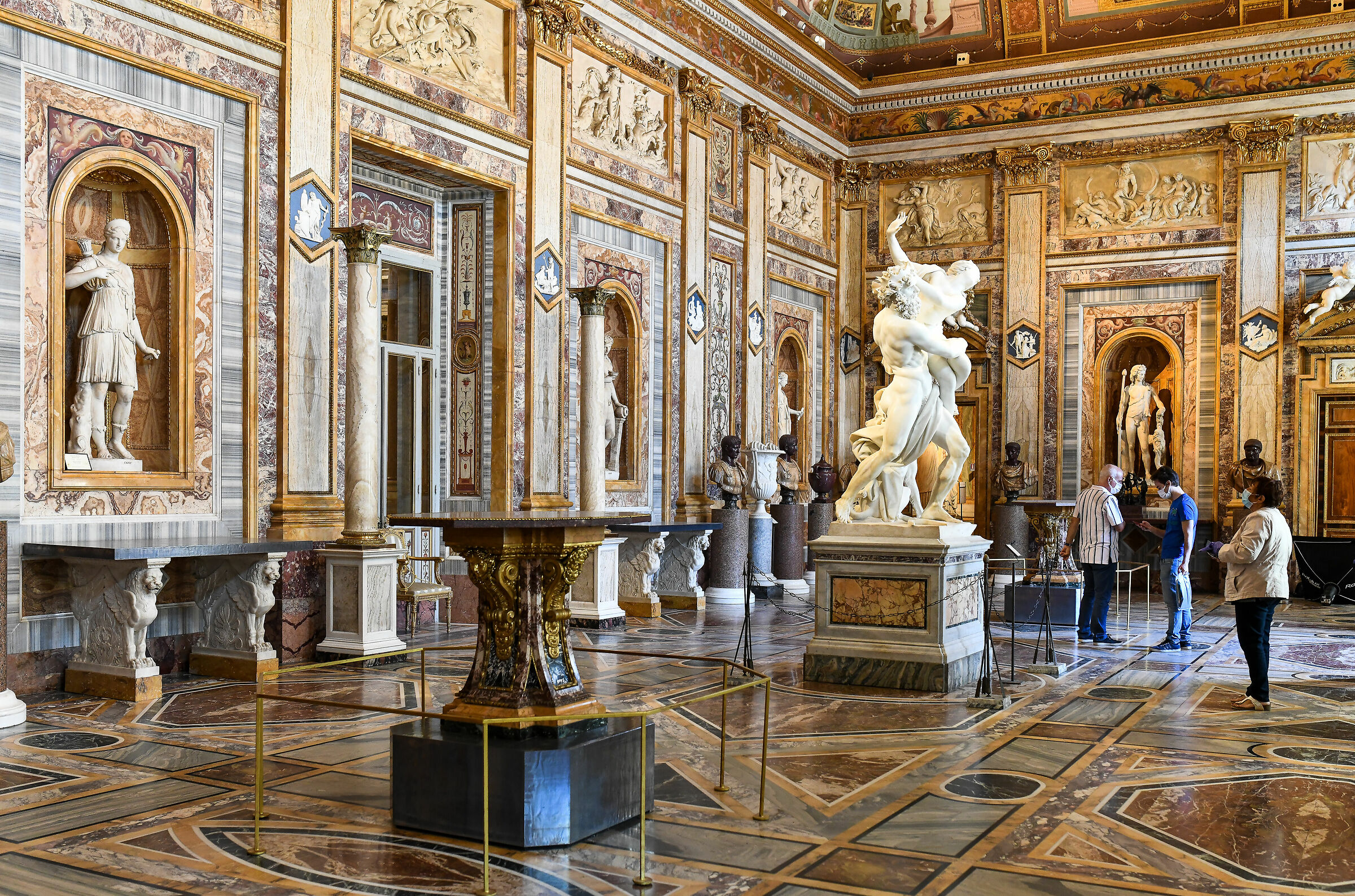 Borghese-Salone Gallery of the Emperors